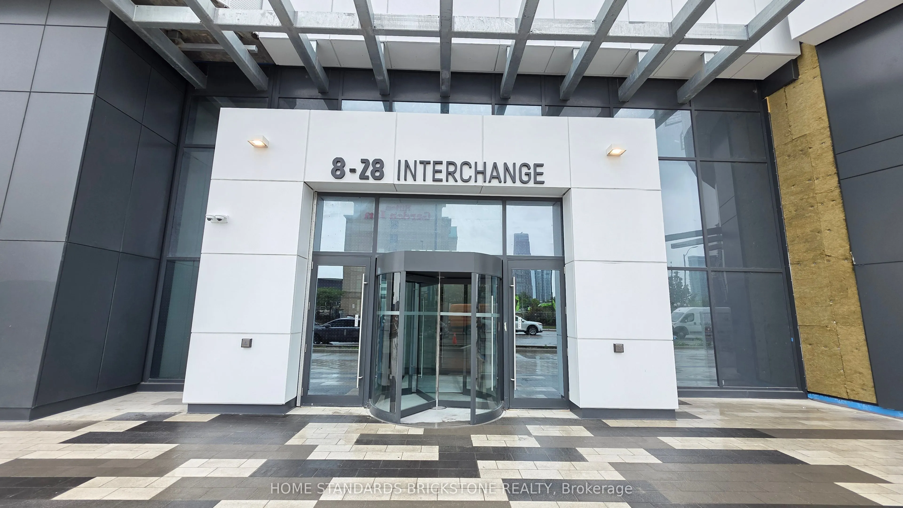 28 Interchange Way, #3711