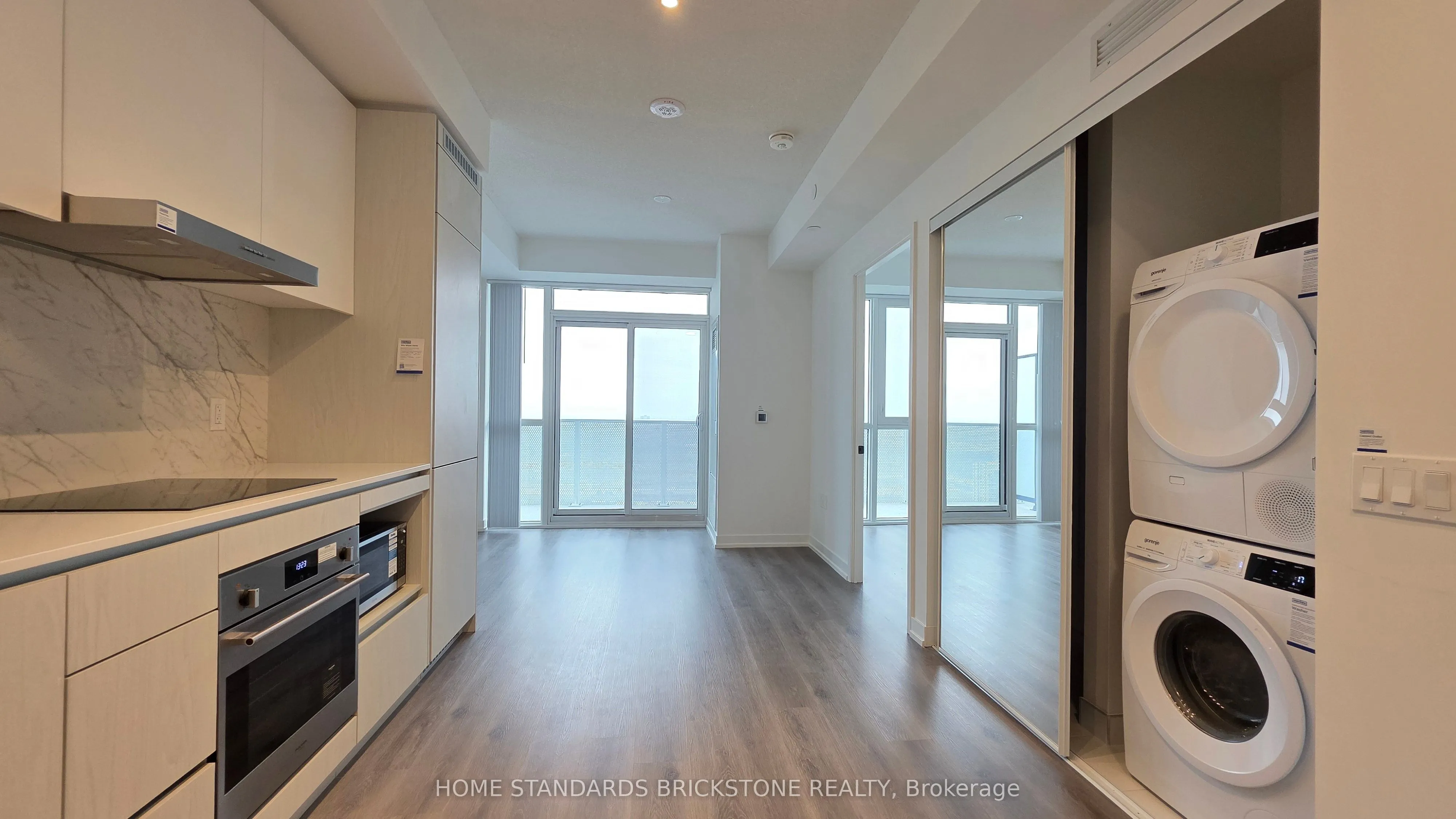 28 Interchange Way, #3711