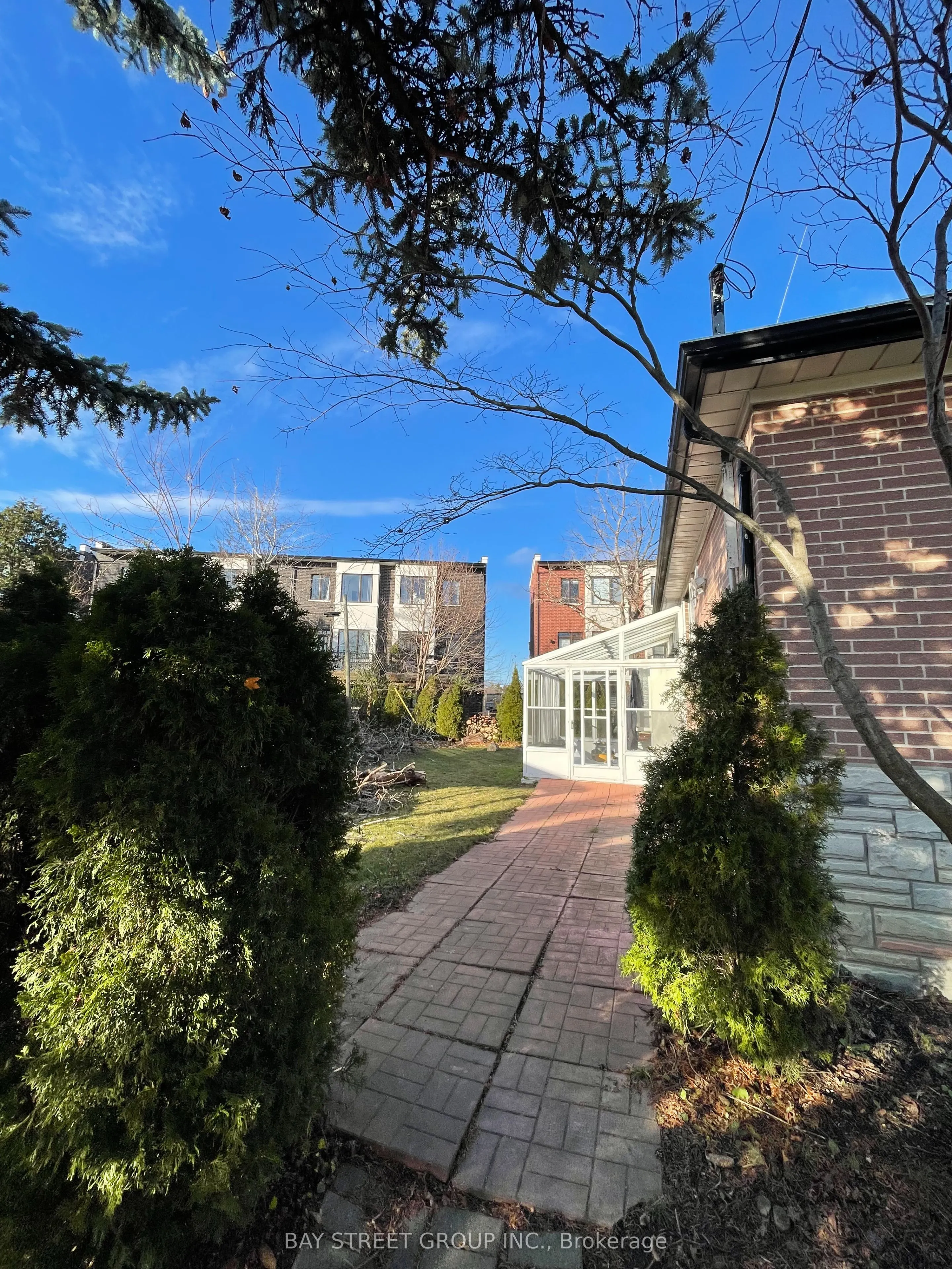 469 Lynett Crescent, #BSMT