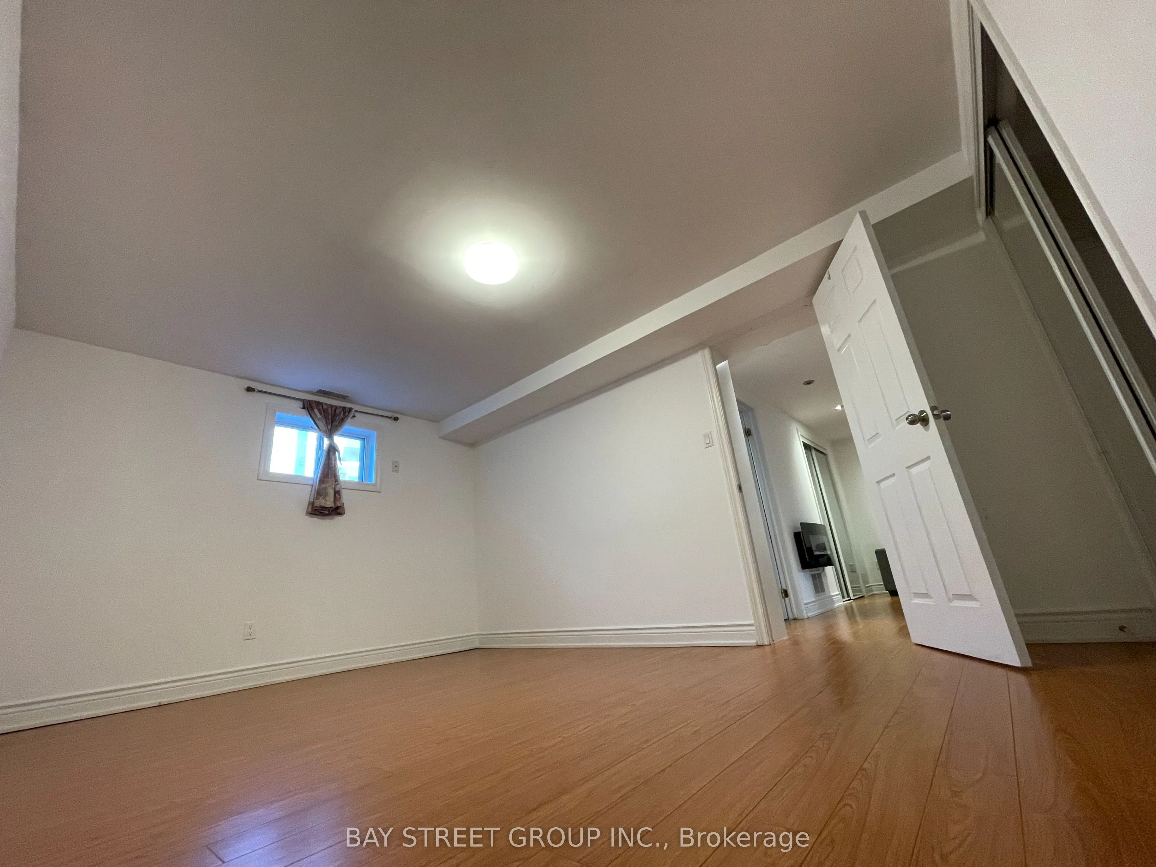 469 Lynett Crescent, #BSMT