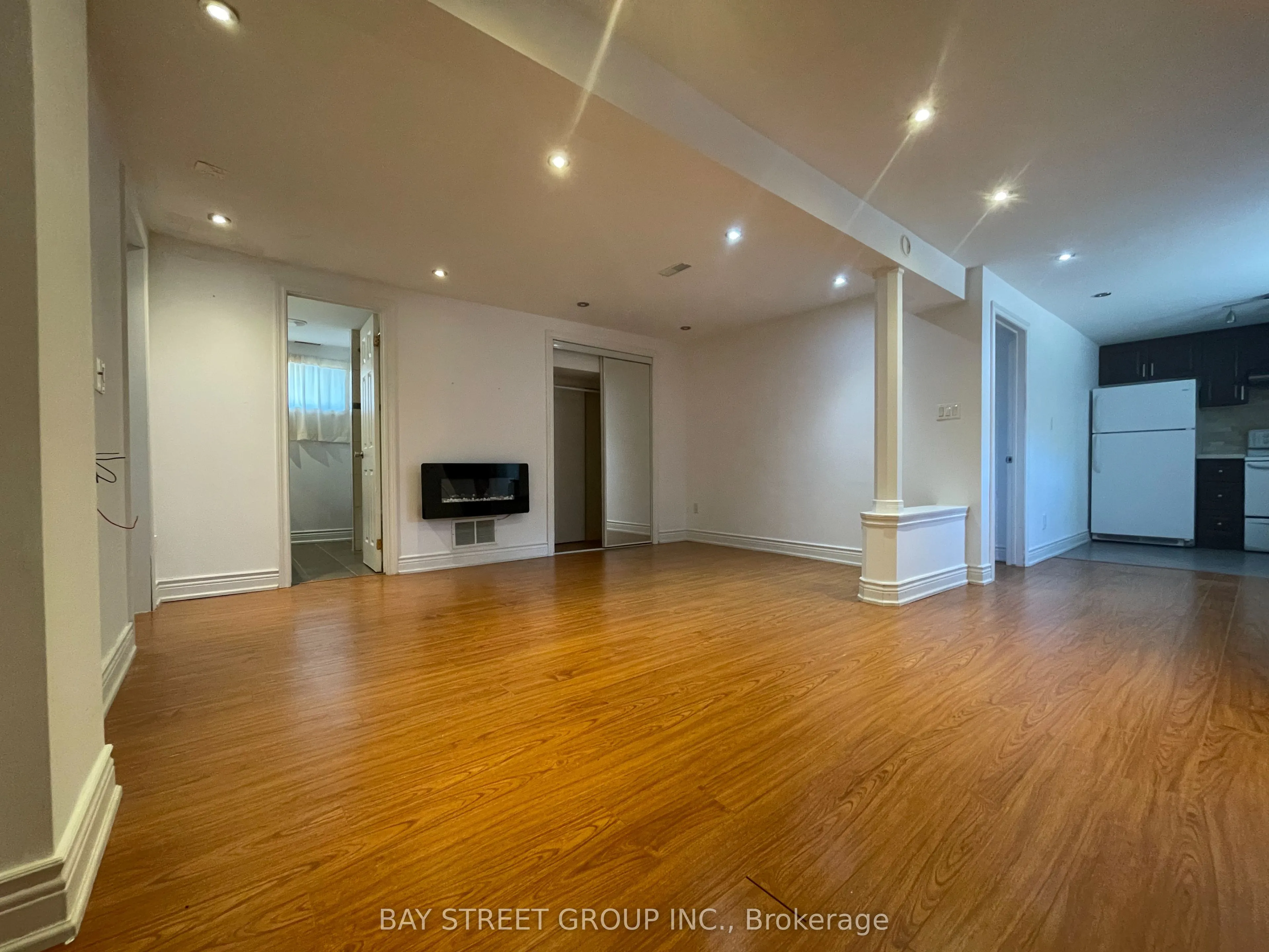 469 Lynett Crescent, #BSMT