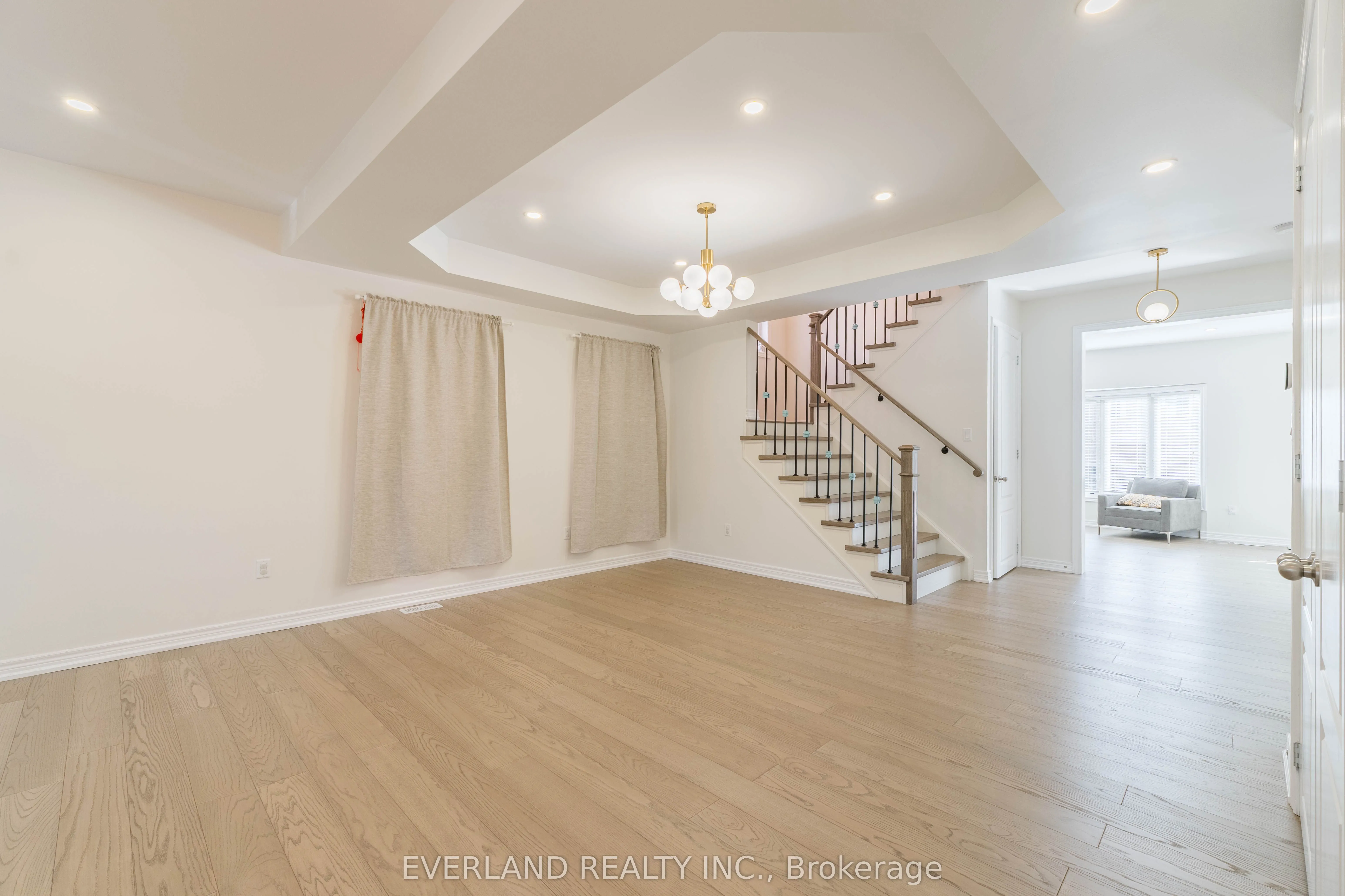 11 Limelight Street