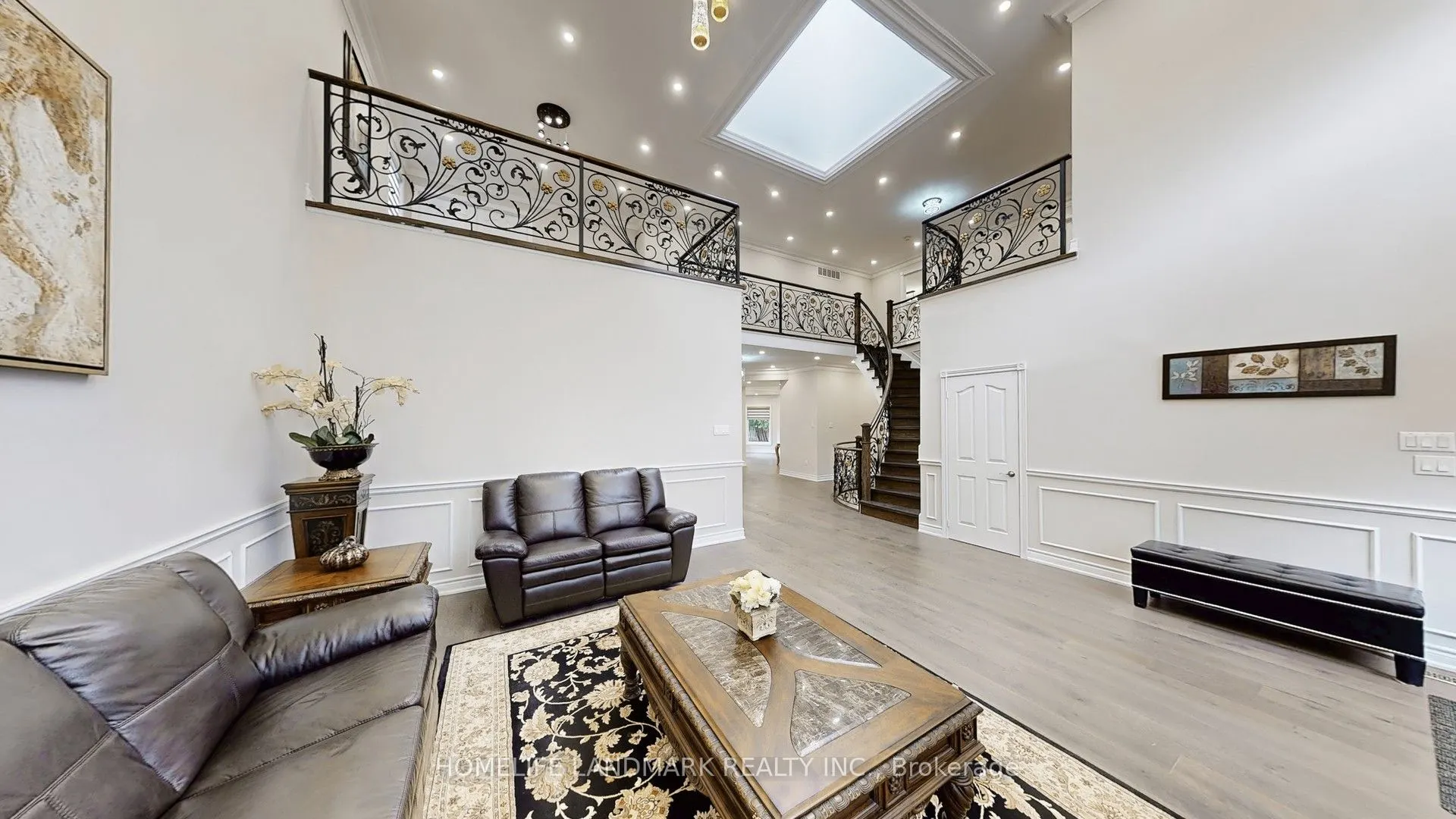 16 Crescentview Road
