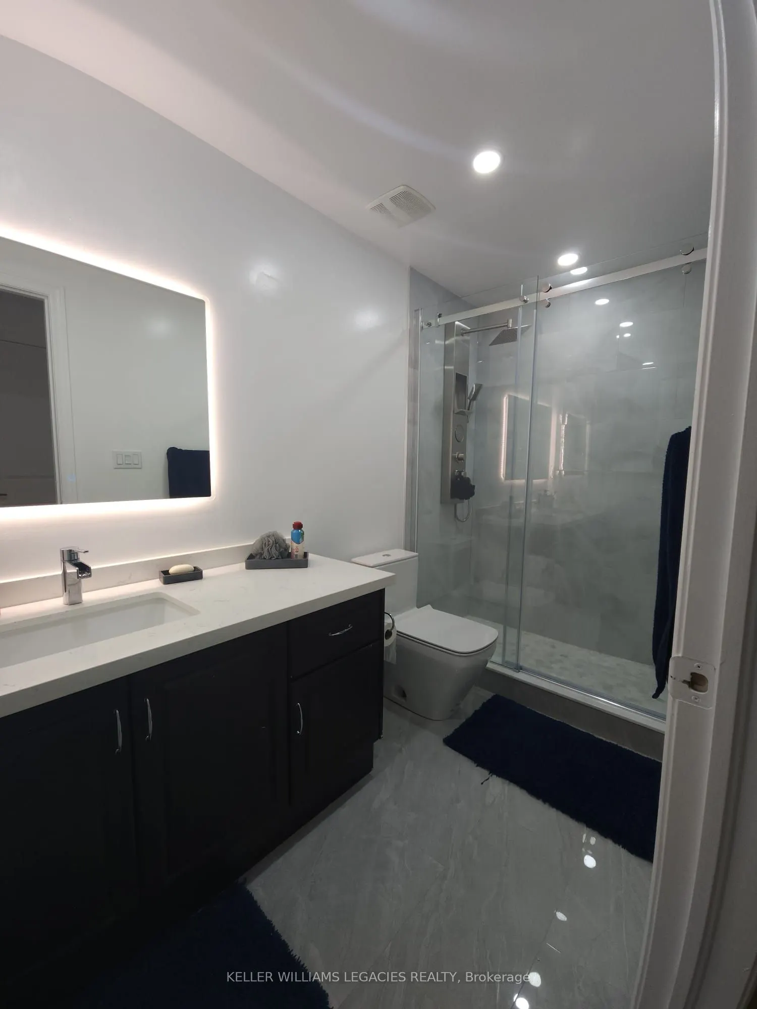 9601 Jane Street, #6