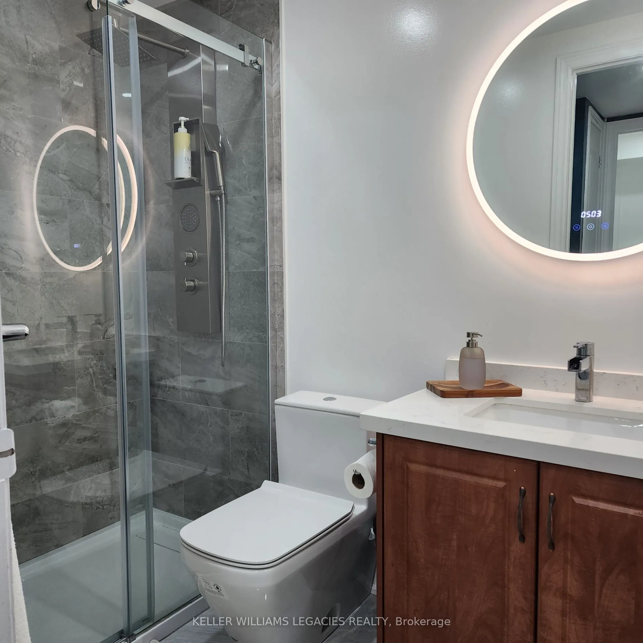 9601 Jane Street, #6