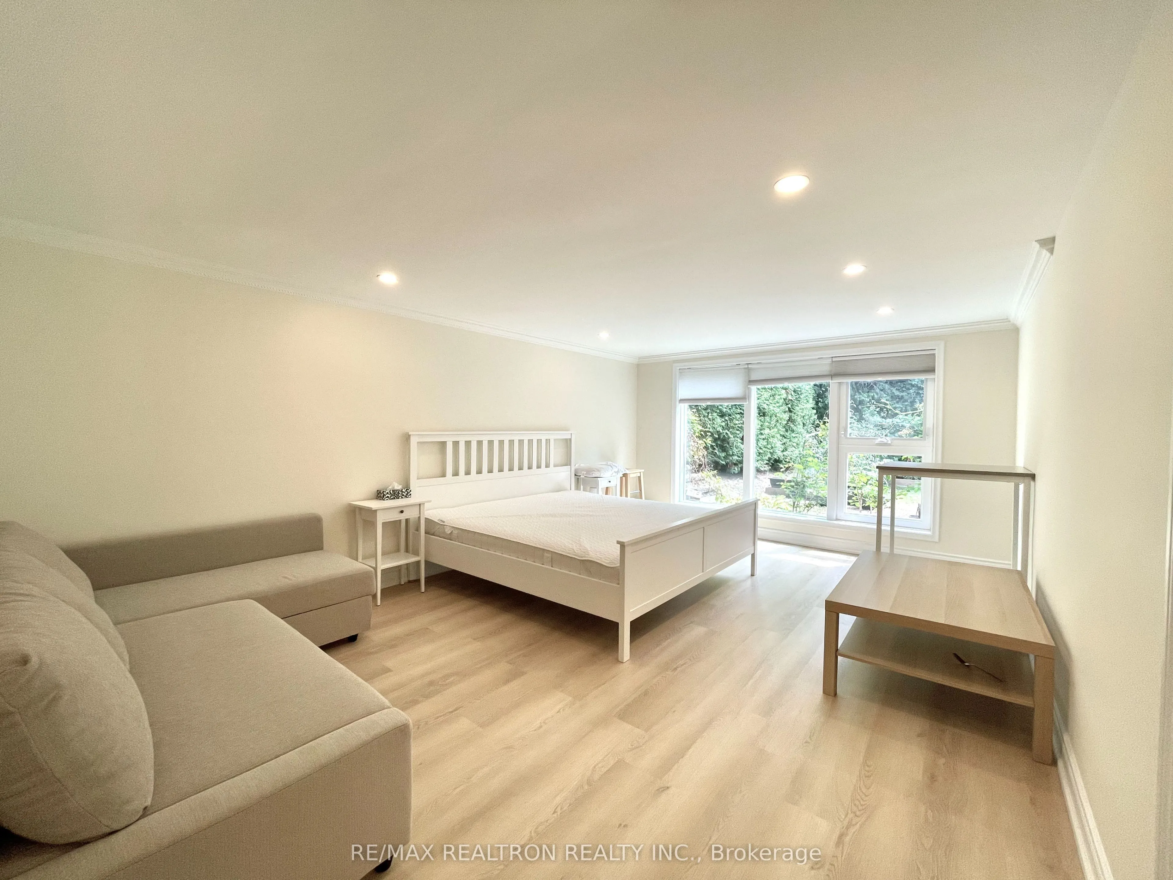 8 Cedar Forest Drive, #Lower