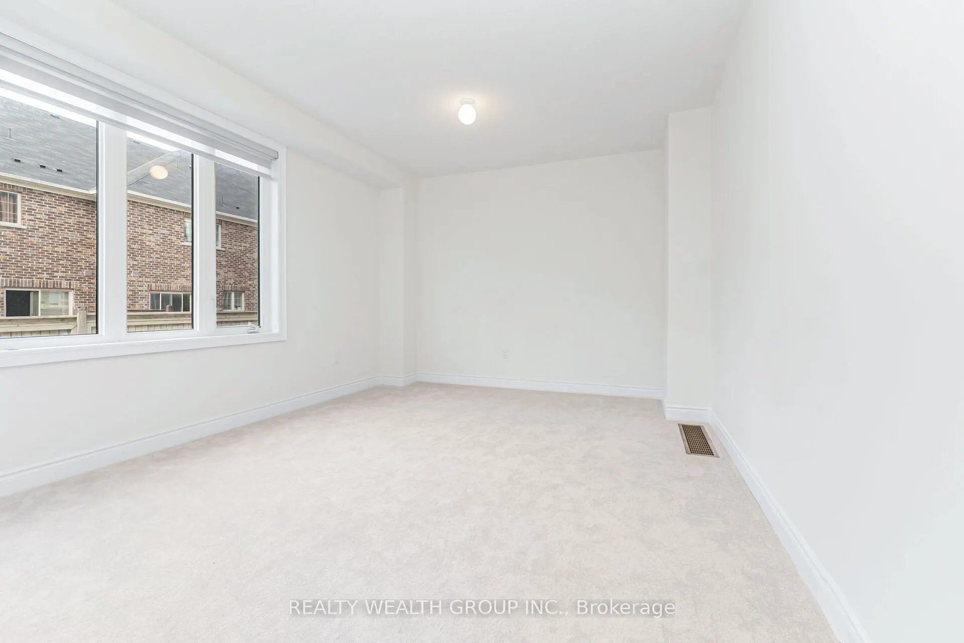 221 Tennant Circle