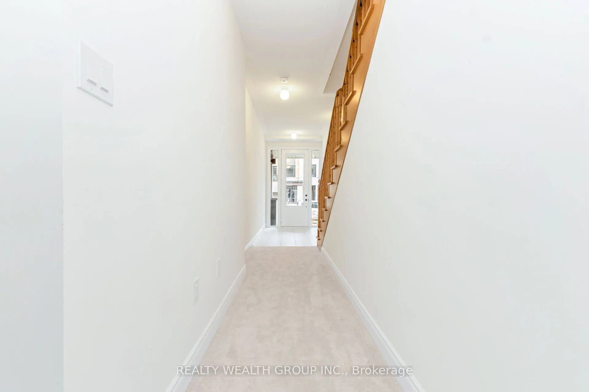 221 Tennant Circle