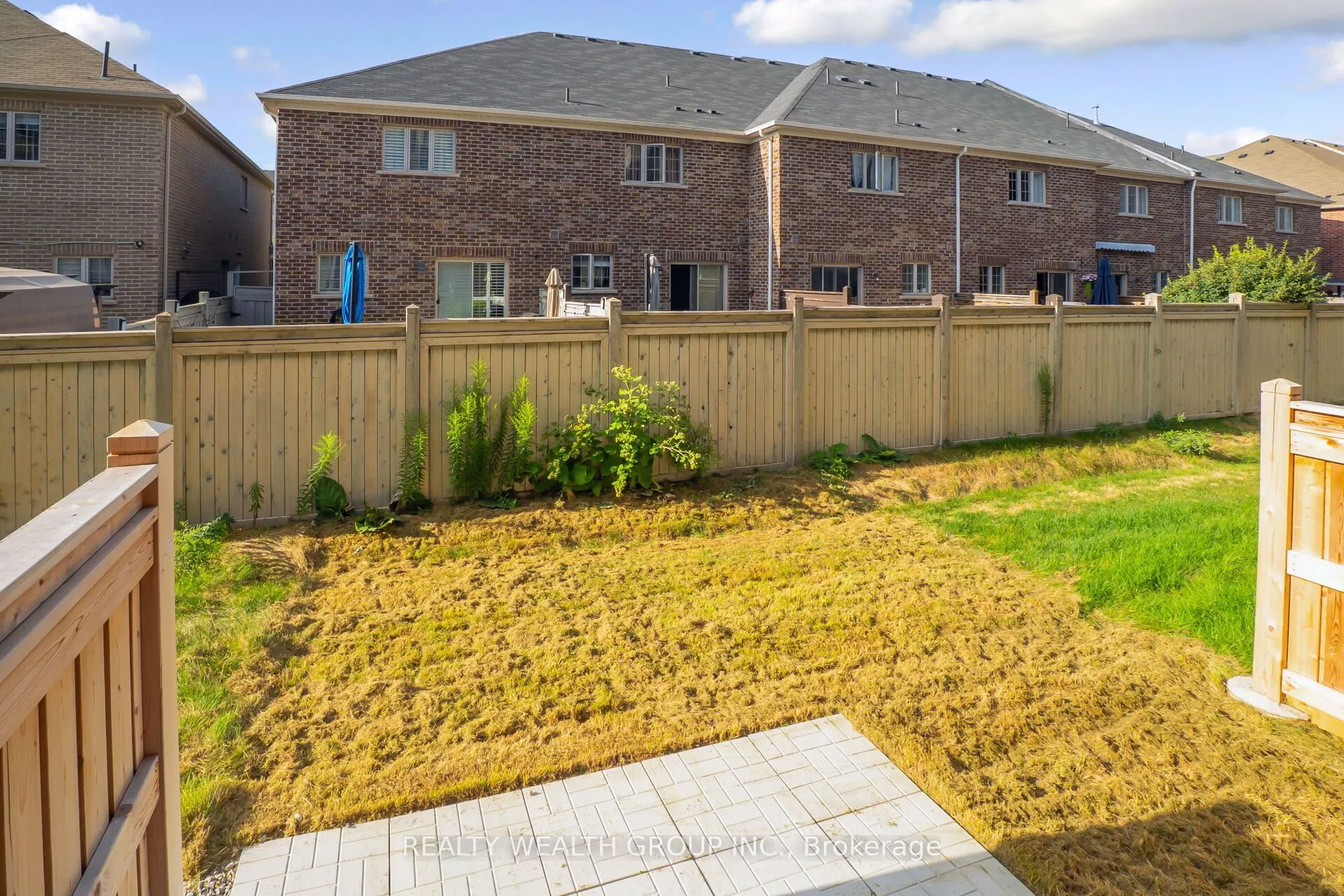 221 Tennant Circle