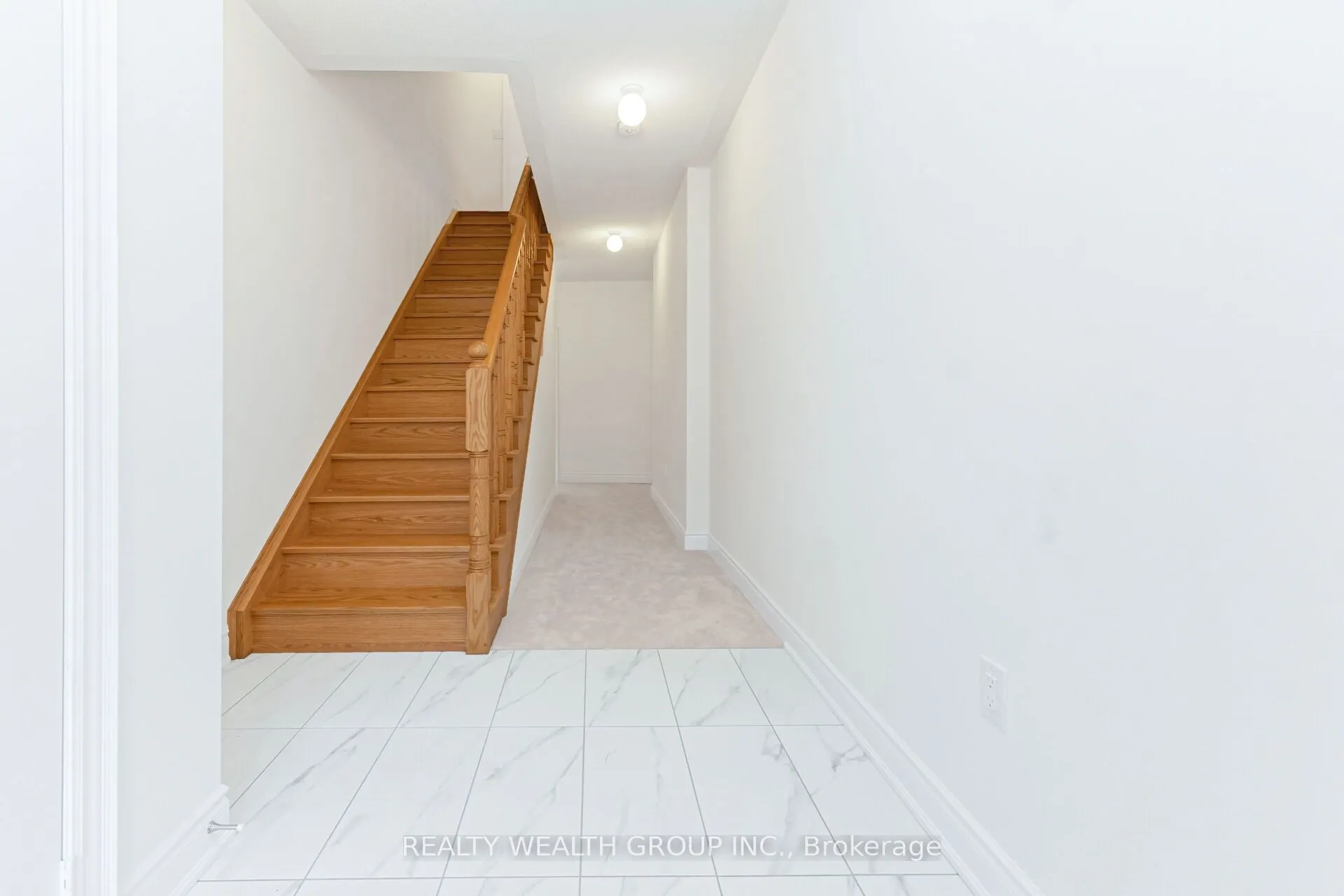 221 Tennant Circle