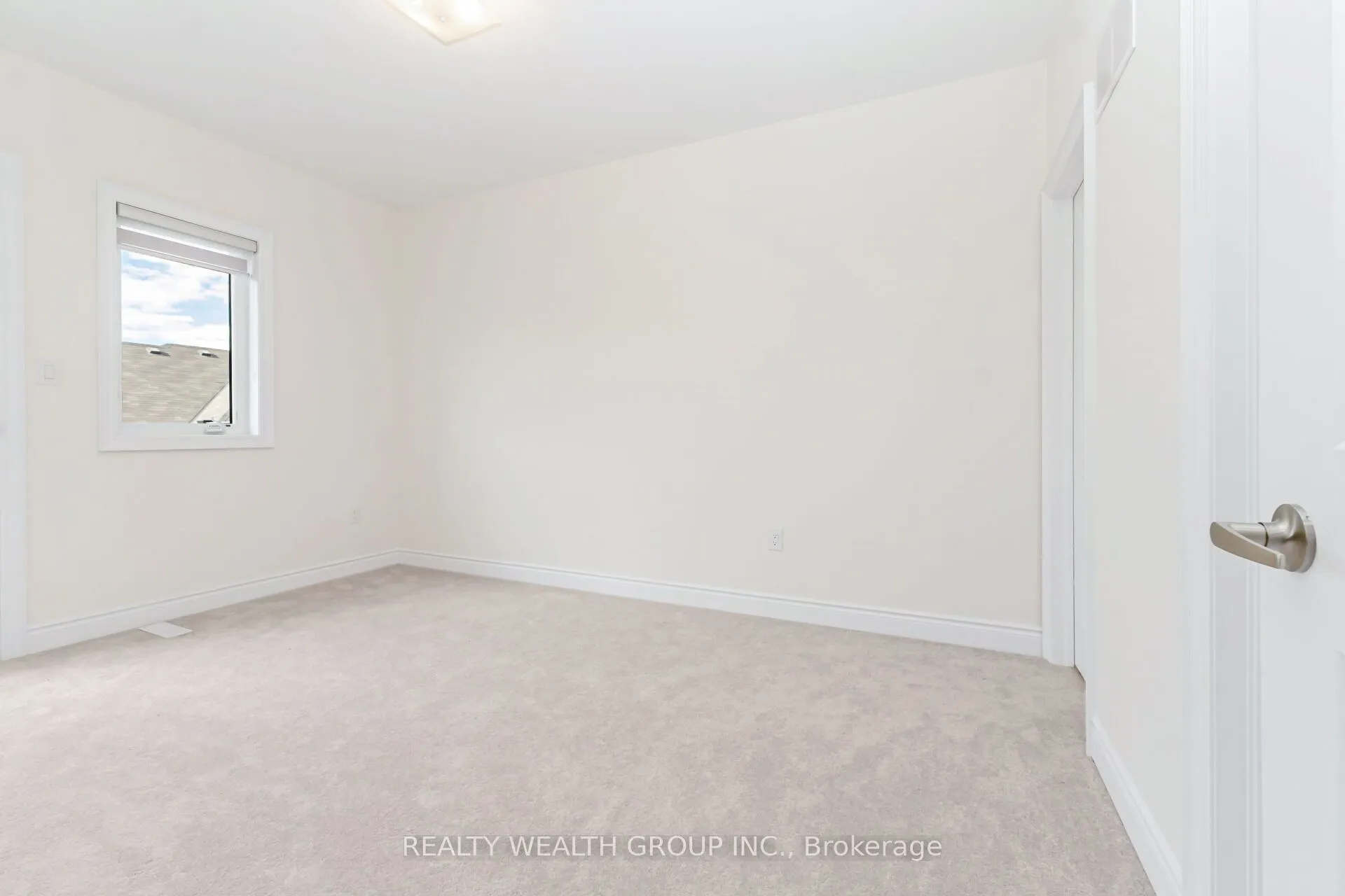221 Tennant Circle