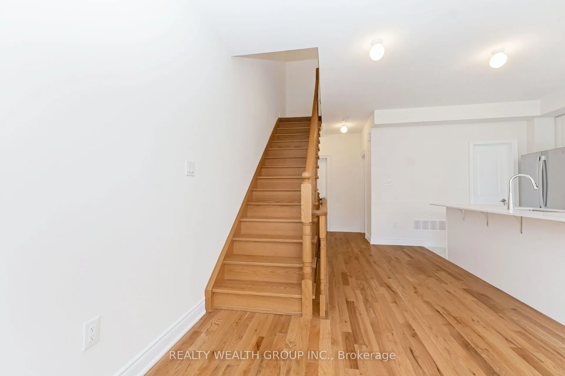 221 Tennant Circle