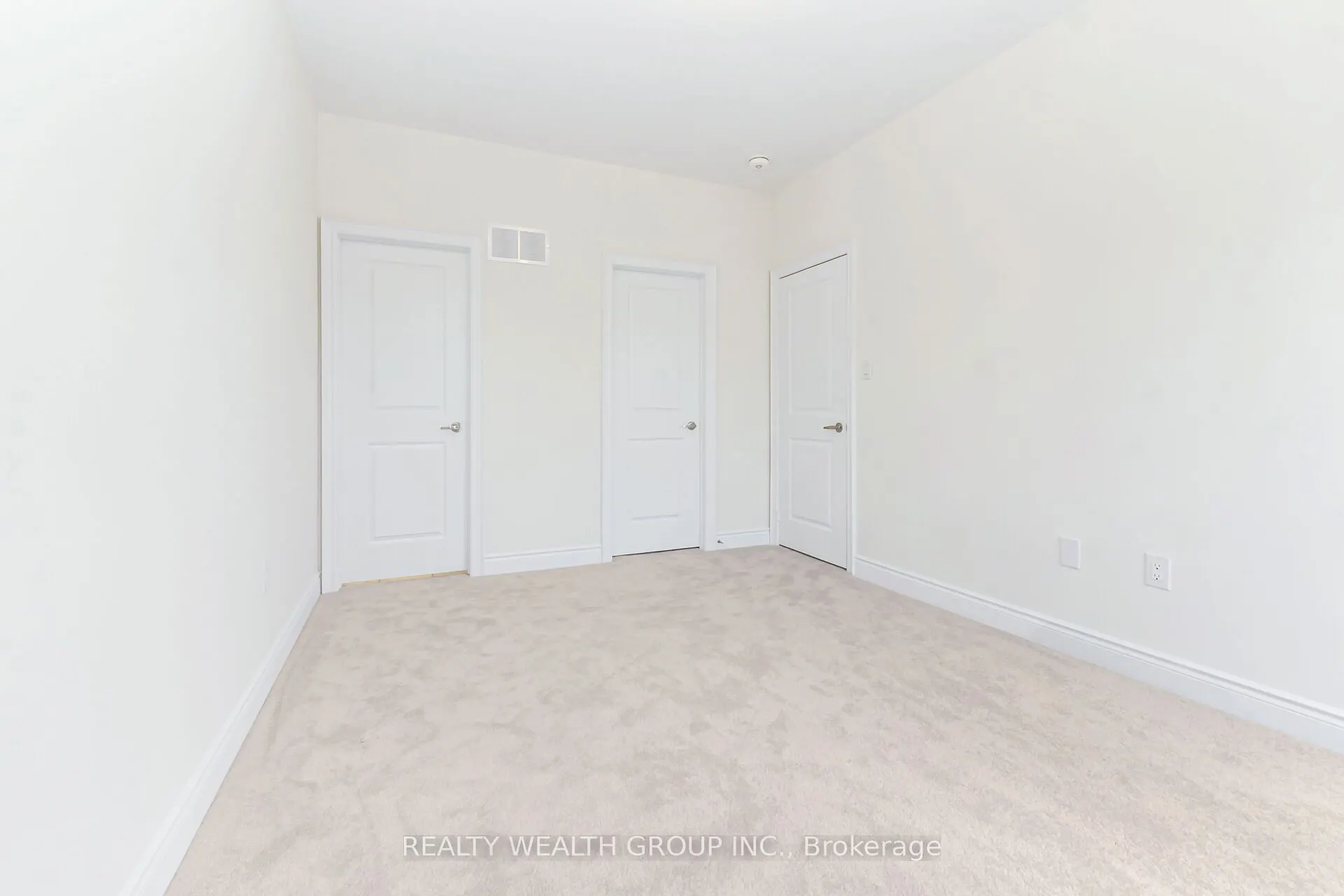 221 Tennant Circle