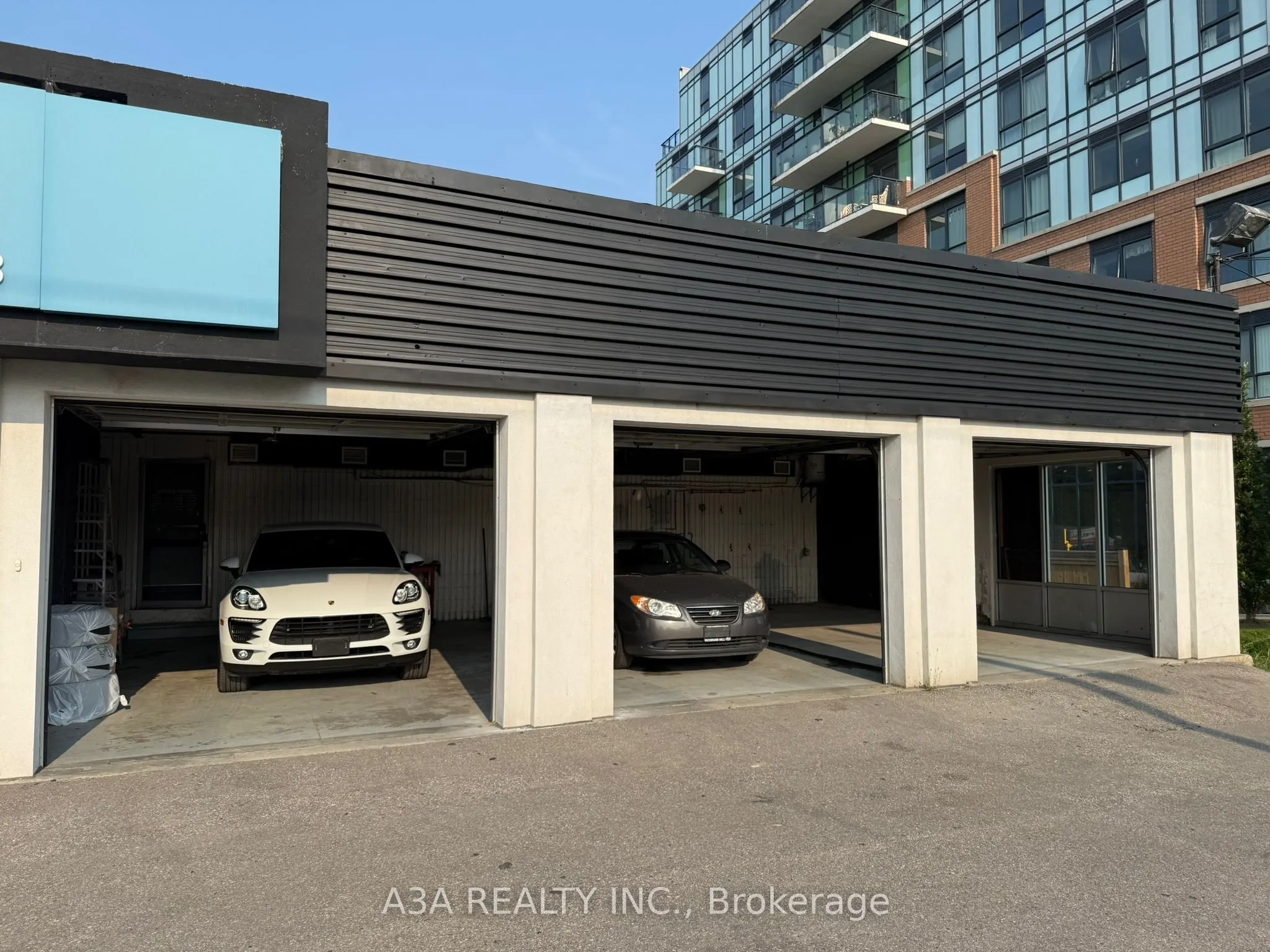 11623 Yonge Street, #South