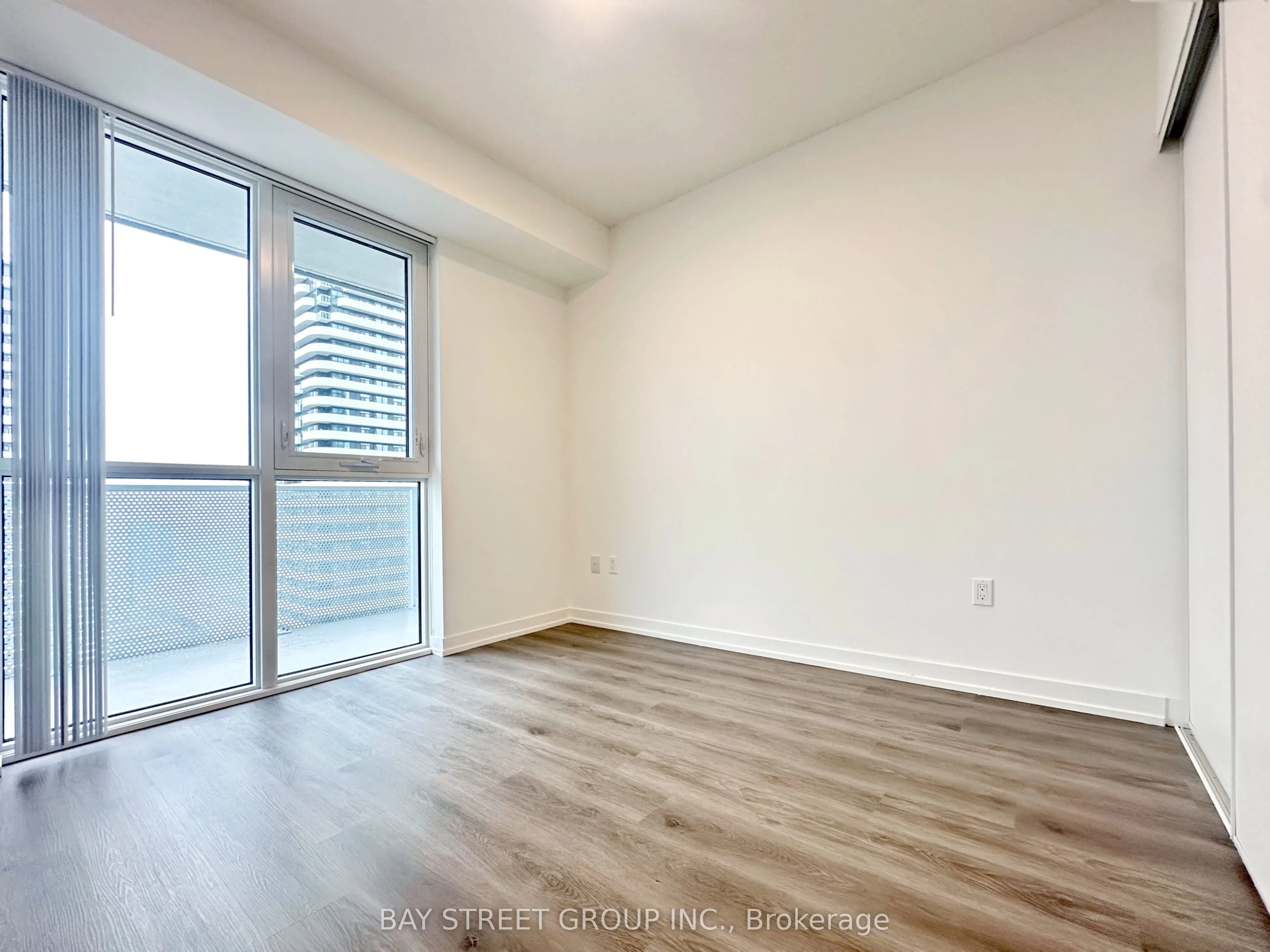28 Interchange Way, #4102