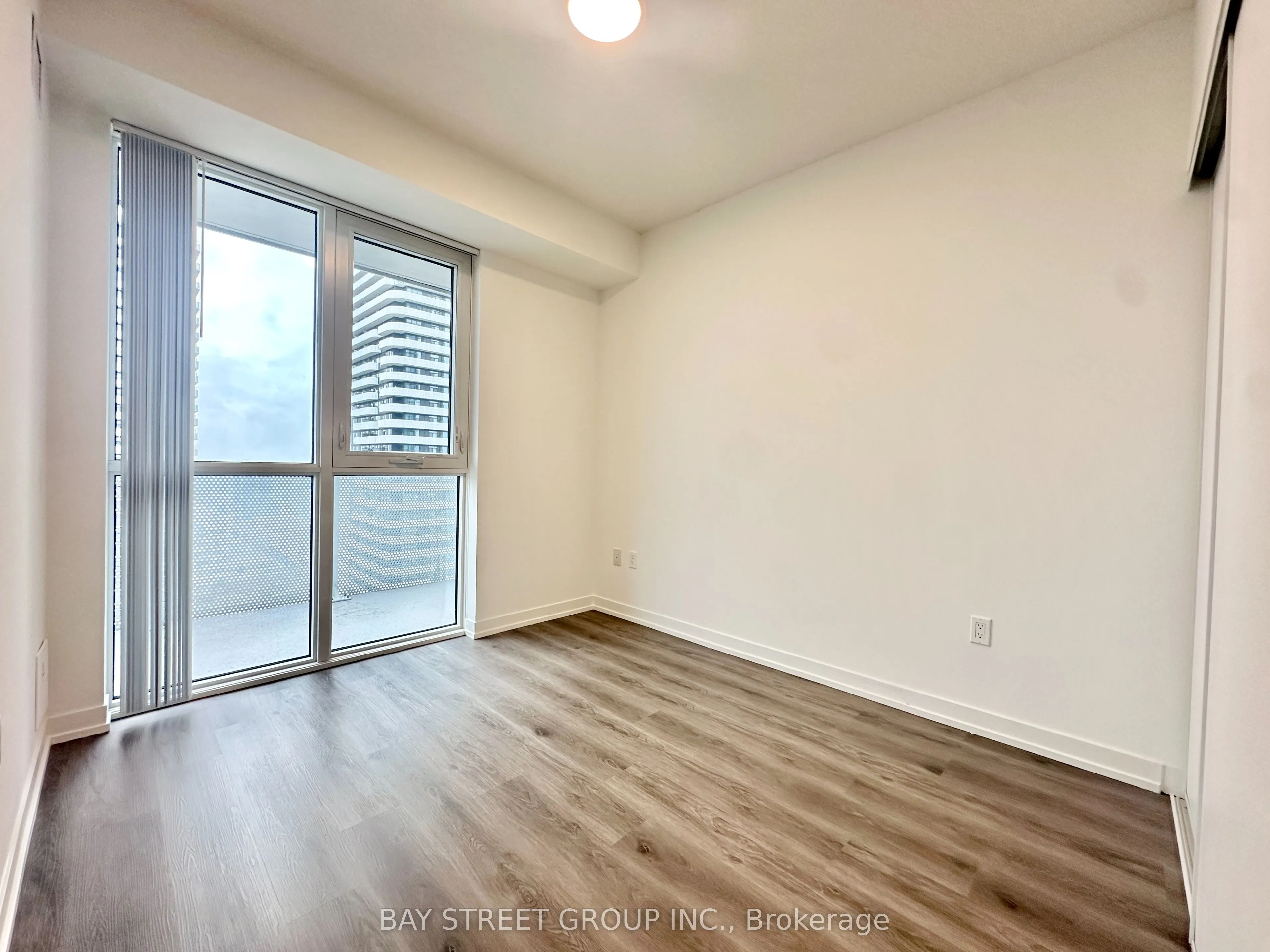 28 Interchange Way, #4102
