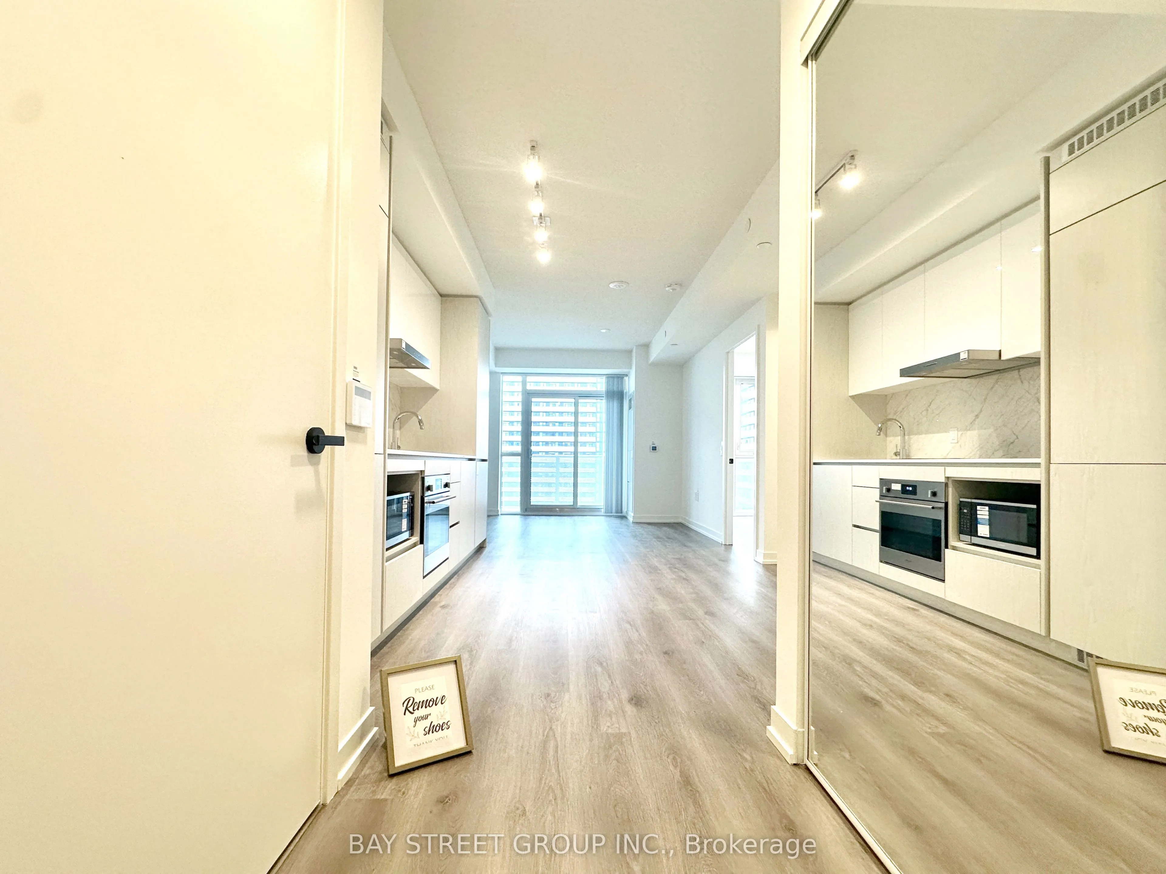 28 Interchange Way, #4102