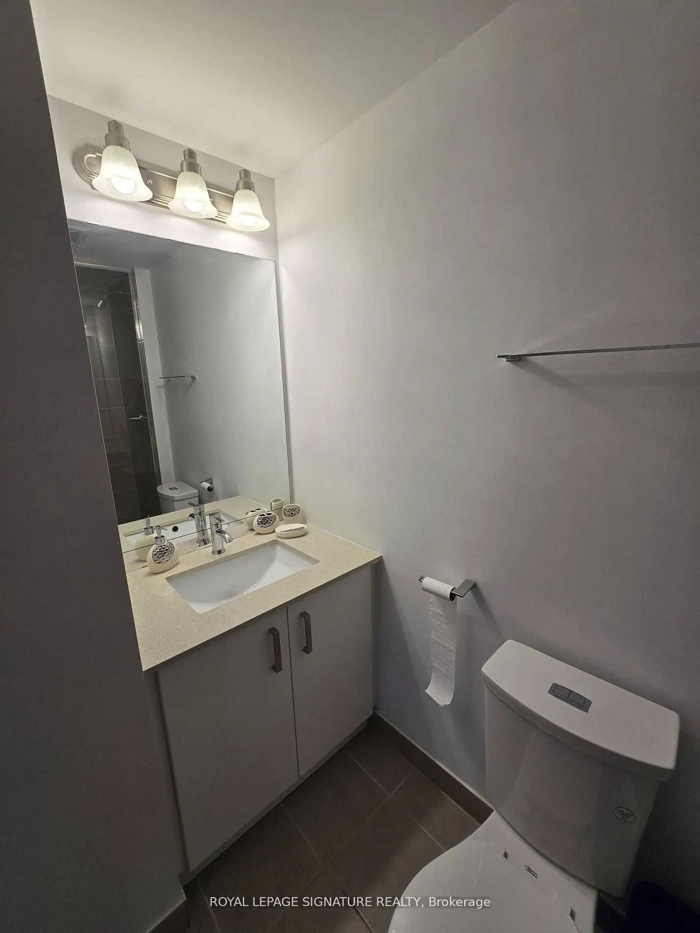 11611 Yonge Street, #610
