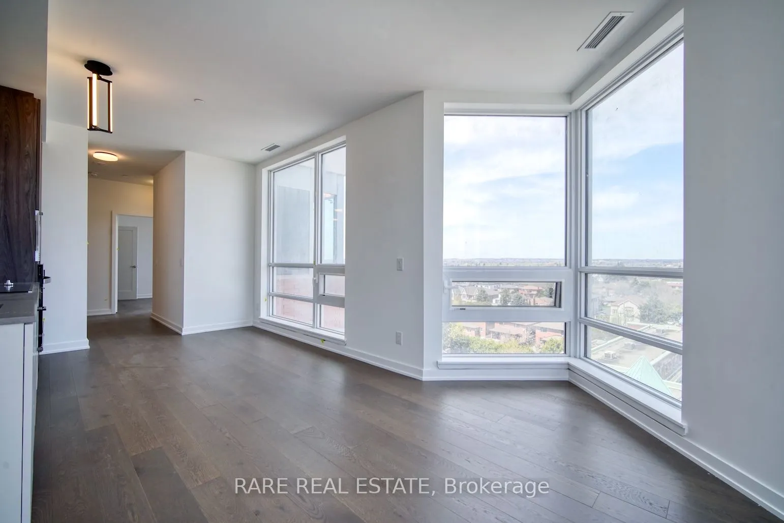 8888 Yonge Street, #722