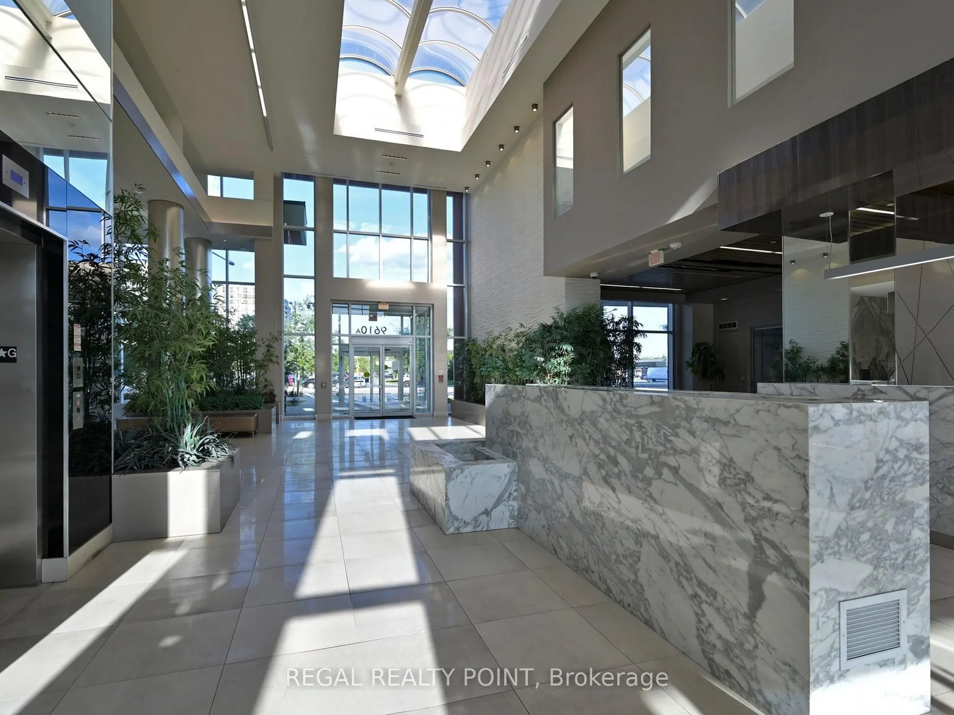 9608 Yonge Street, #708