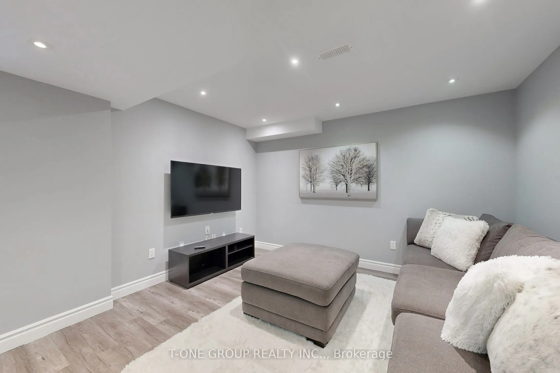 55 Princess Diana Drive