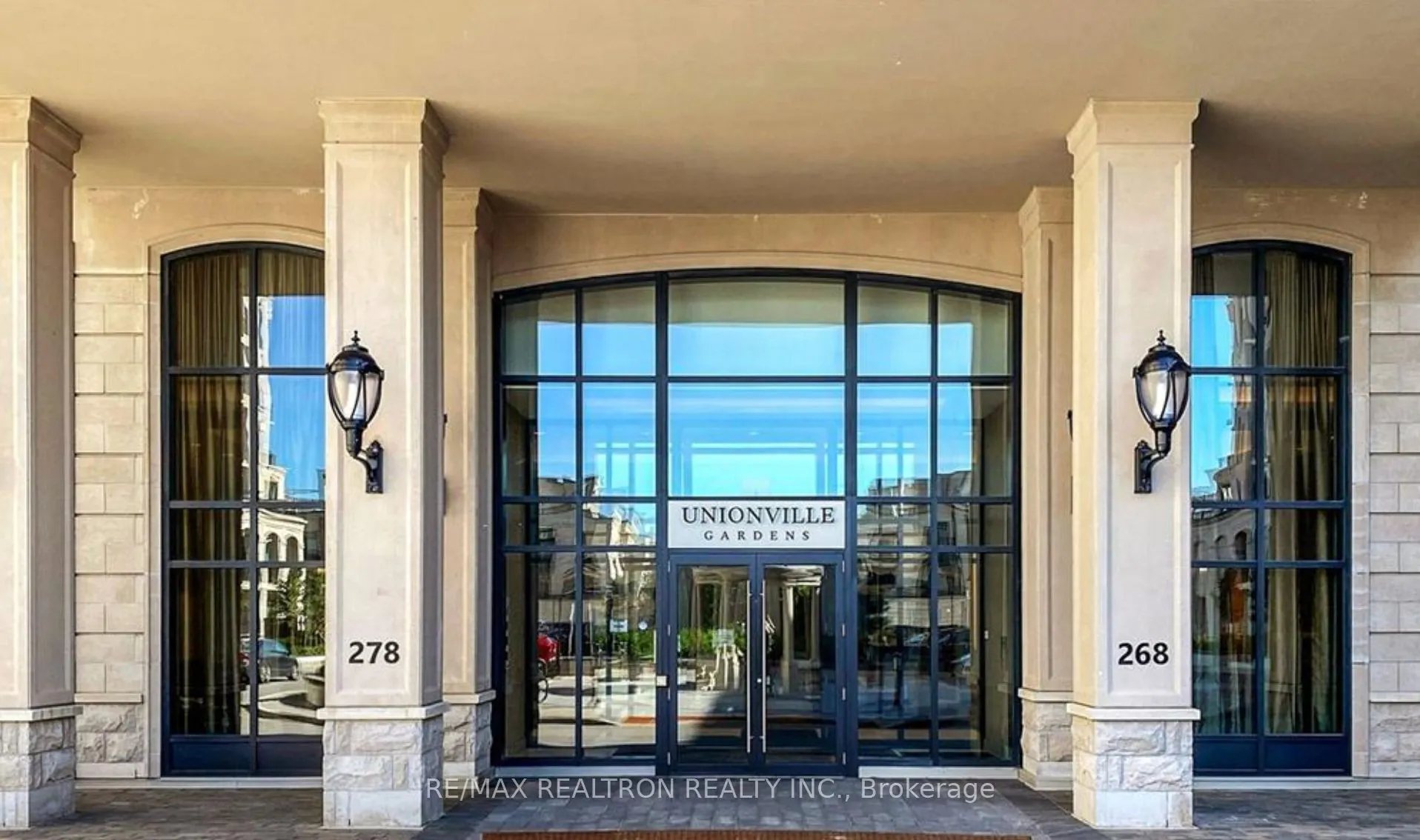 268 Buchanan Drive, #821W