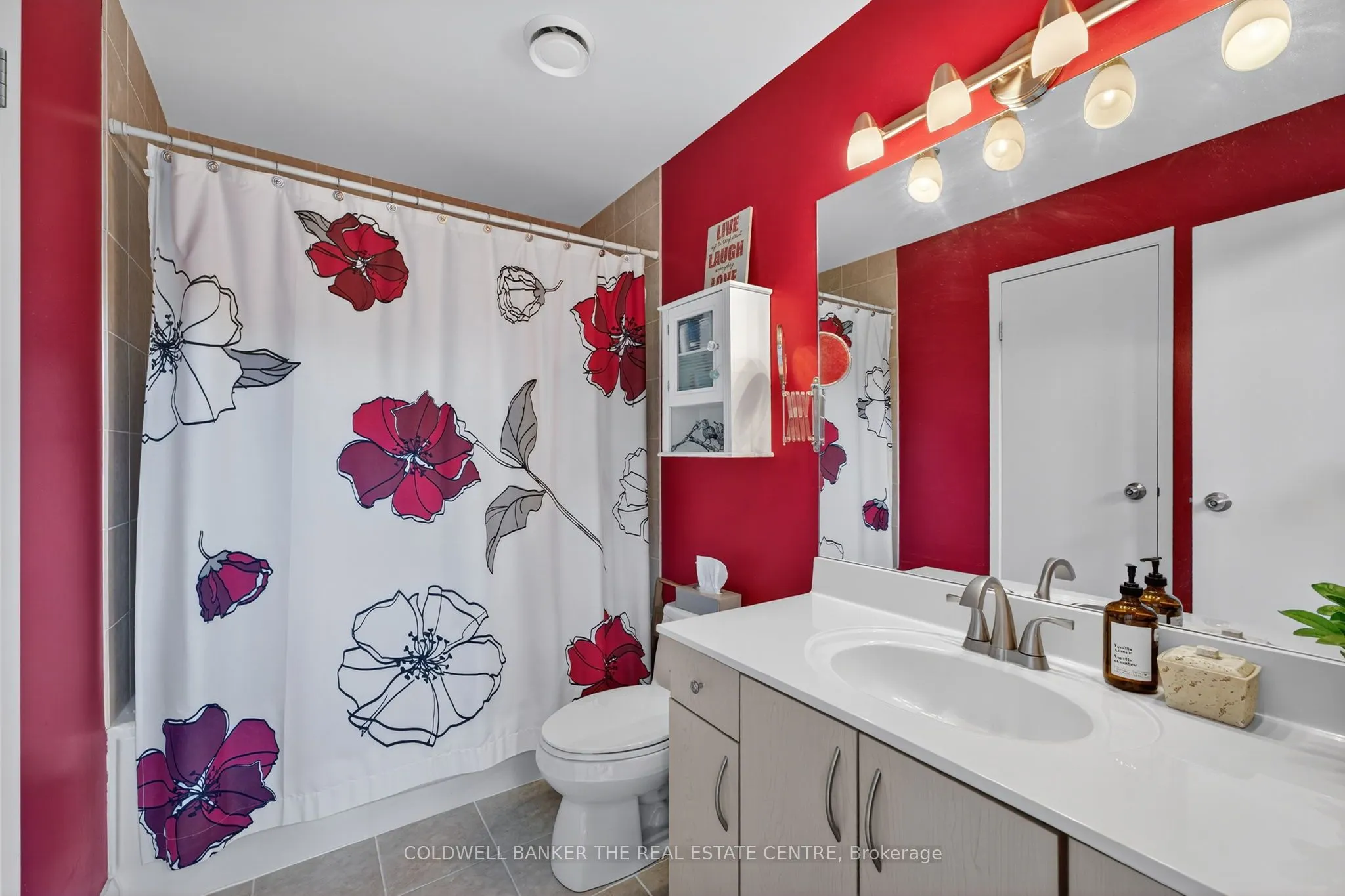 543 Timothy Street, #318