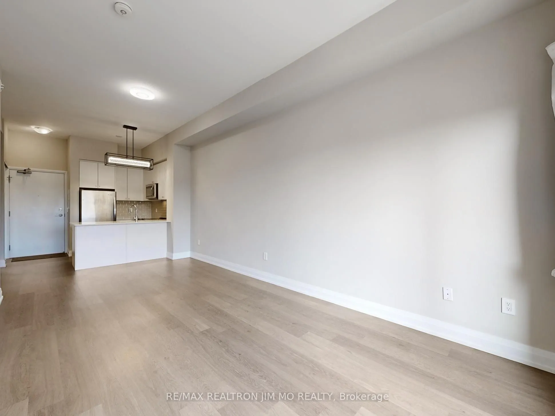 555 William Graham Drive, #416