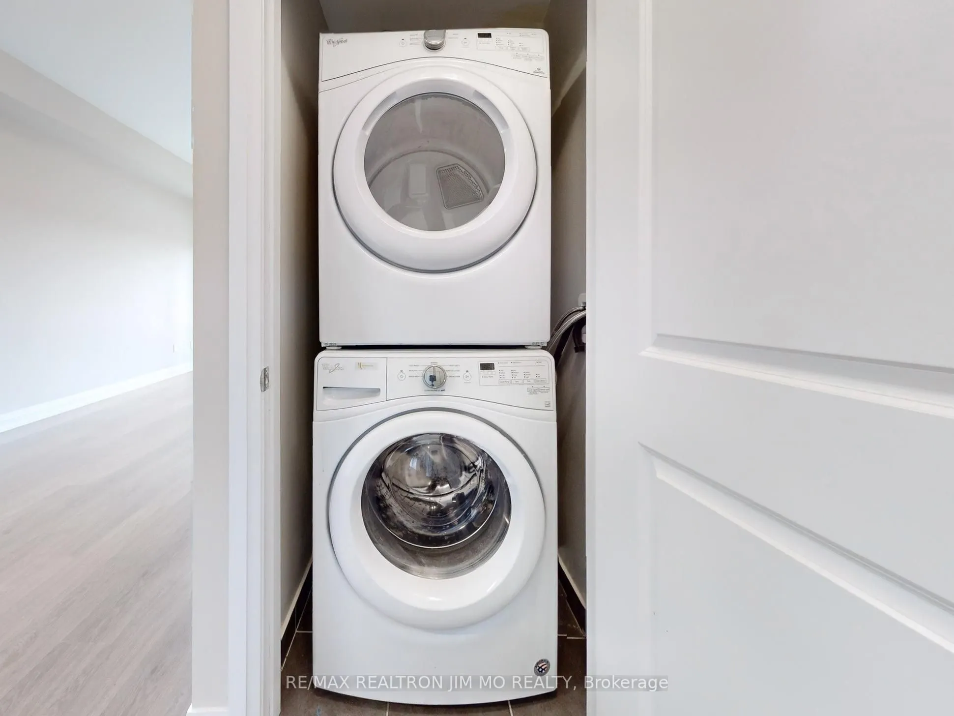 555 William Graham Drive, #416