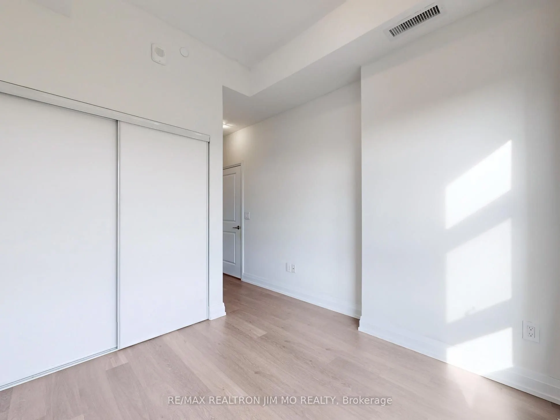555 William Graham Drive, #416