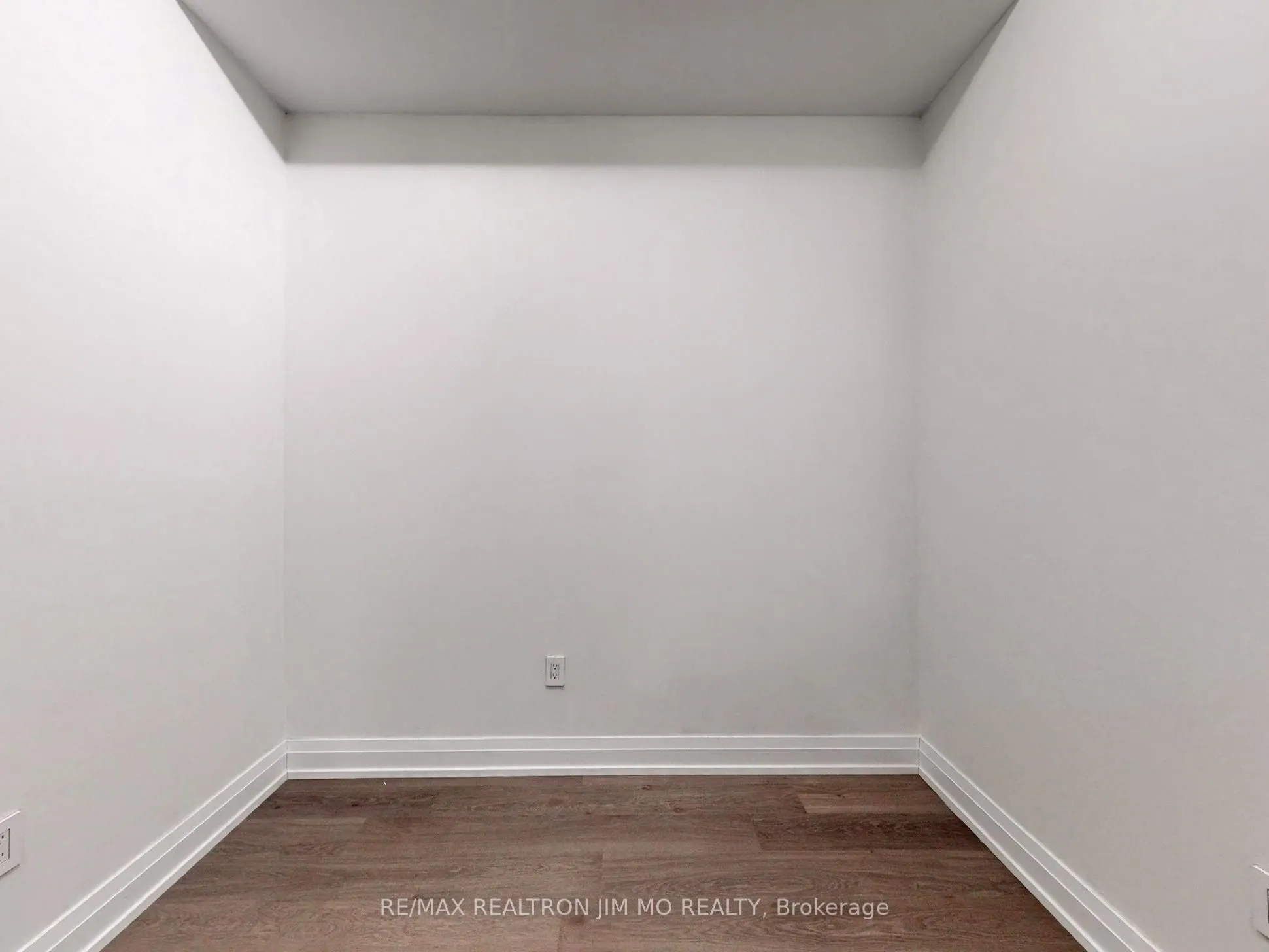 555 William Graham Drive, #416