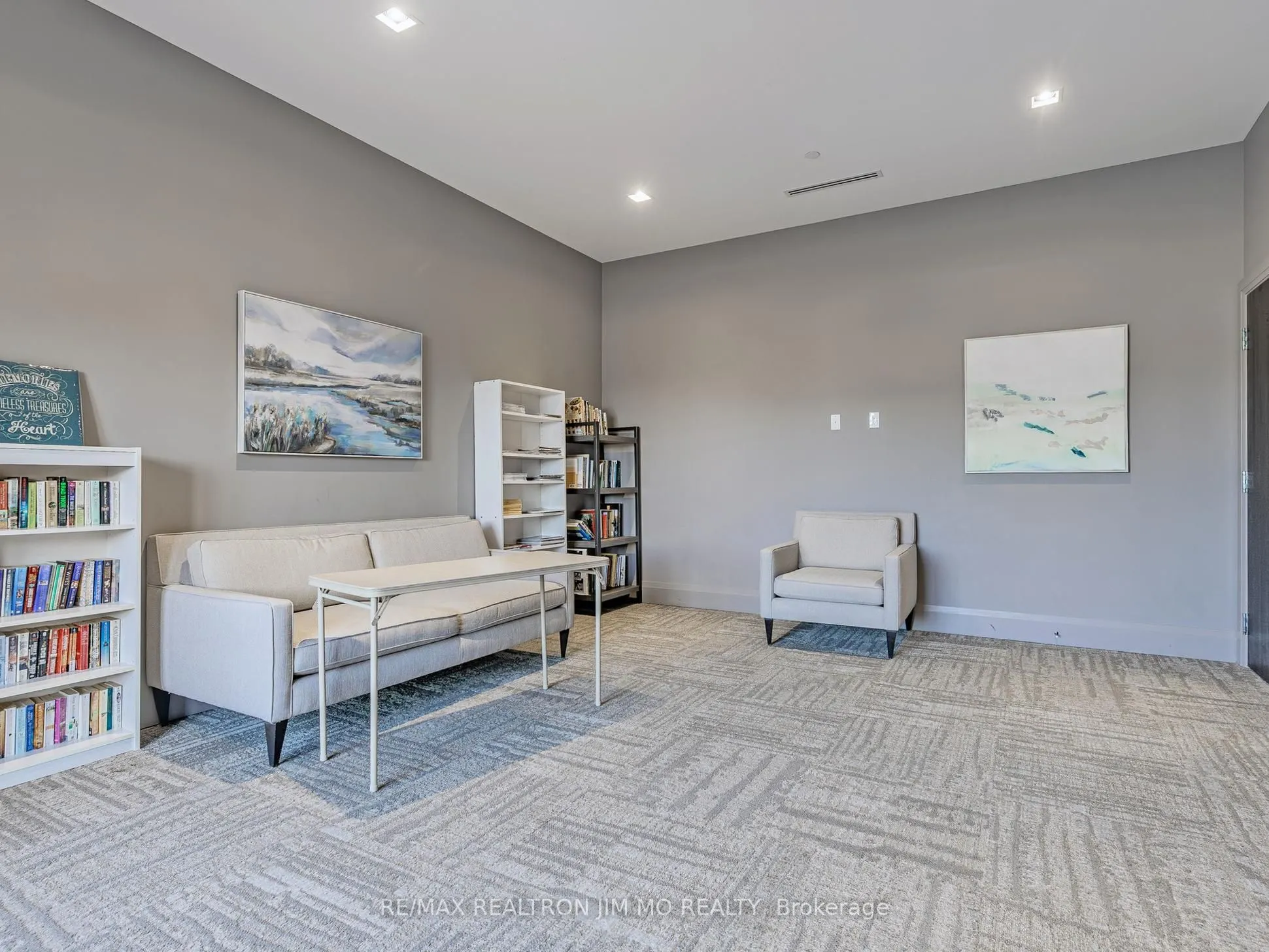 555 William Graham Drive, #416