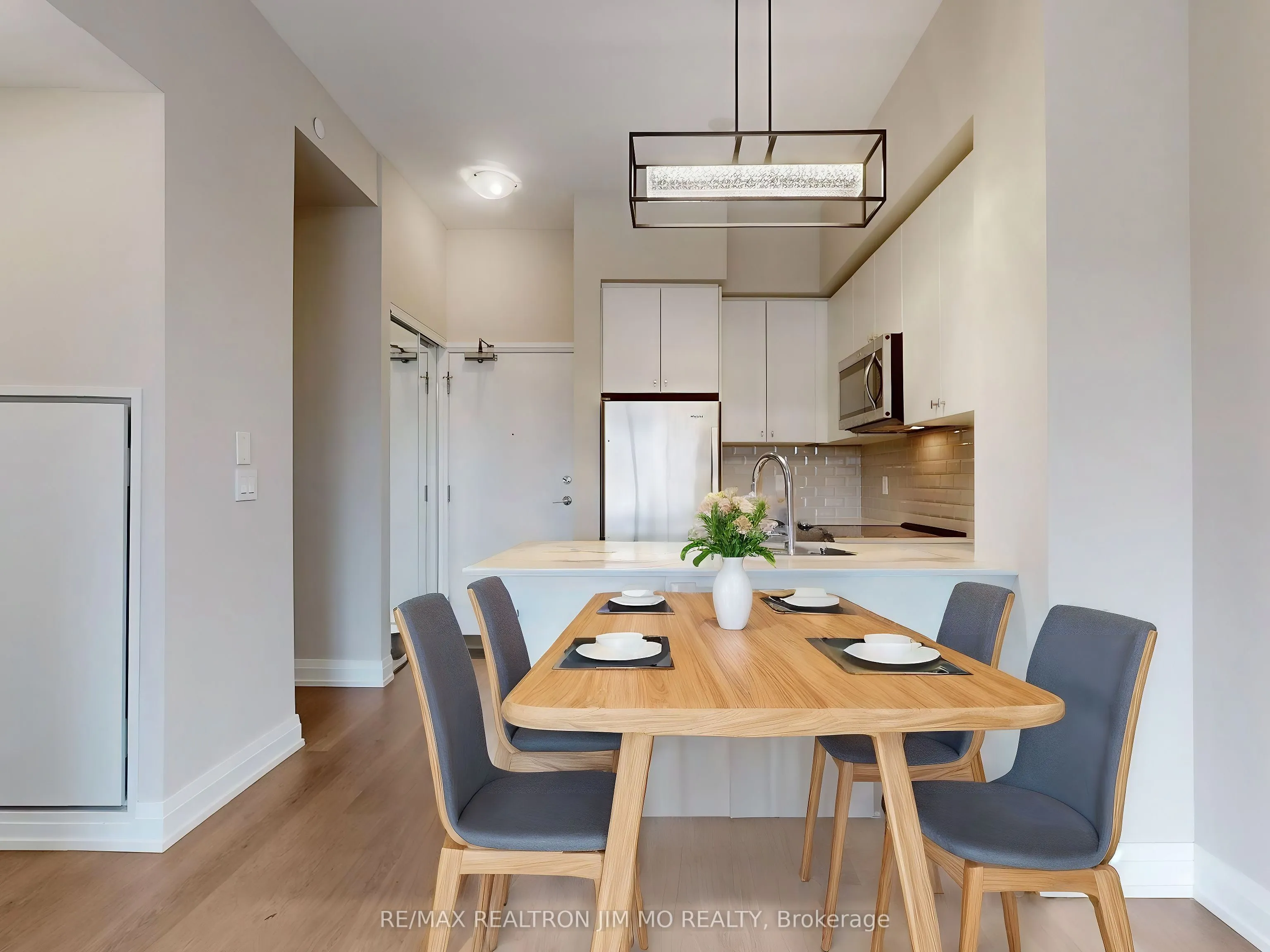 555 William Graham Drive, #416