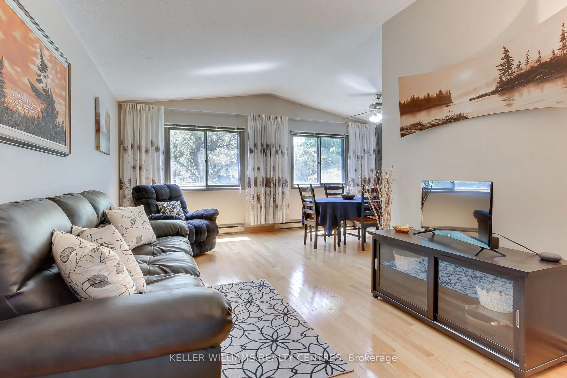 871 Elgin Street