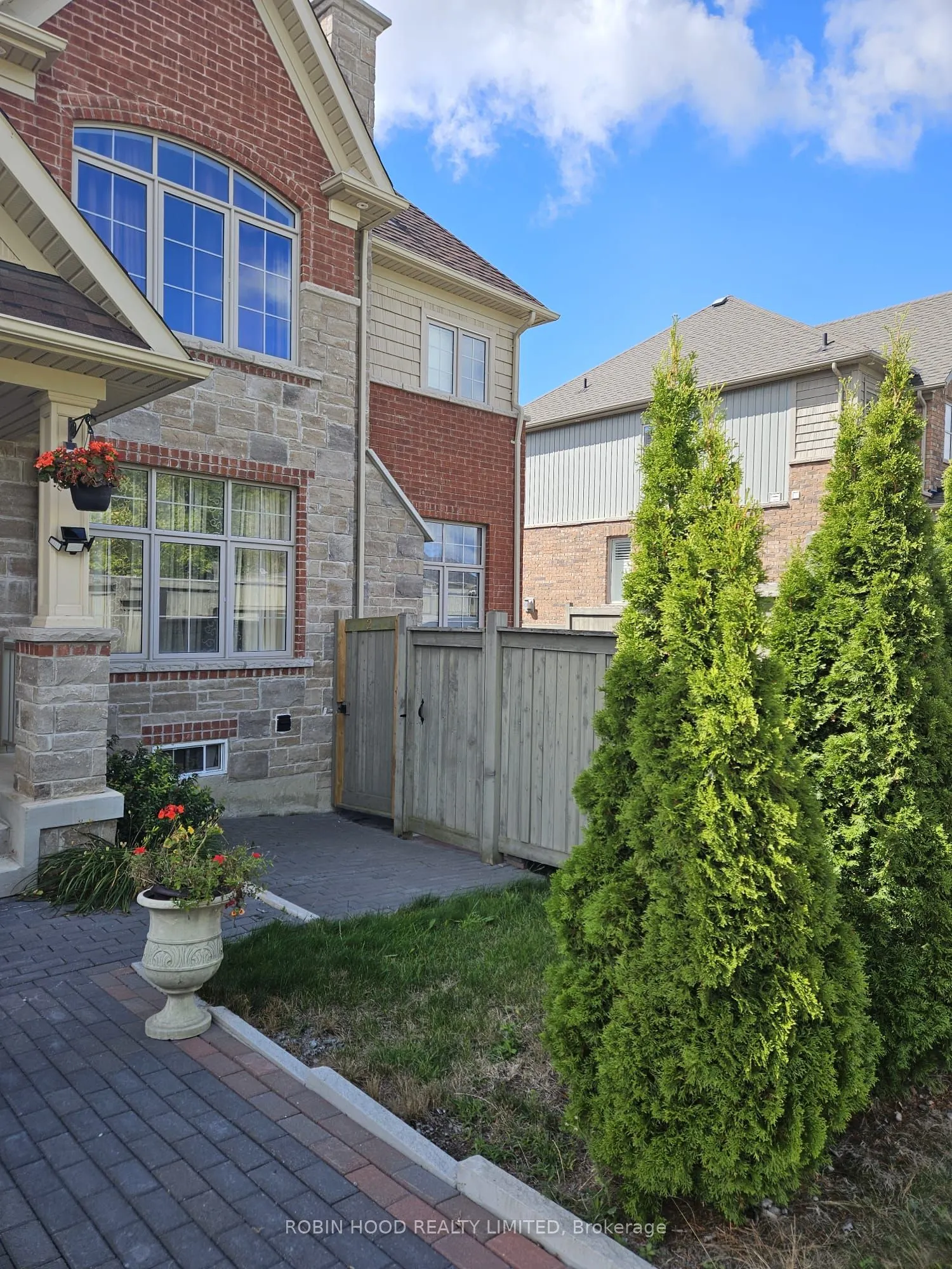 2 Leaden Hall Drive
