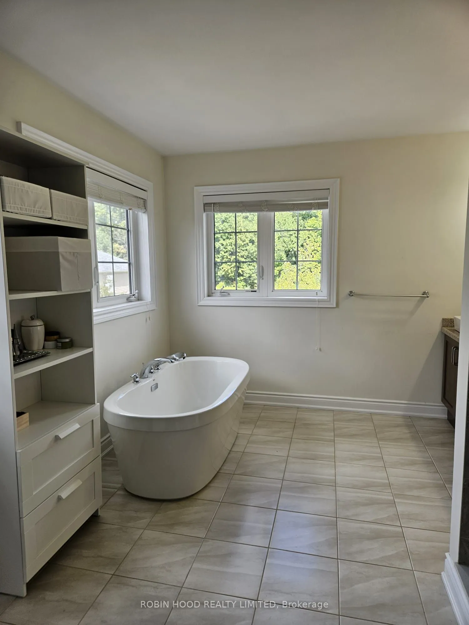 2 Leaden Hall Drive