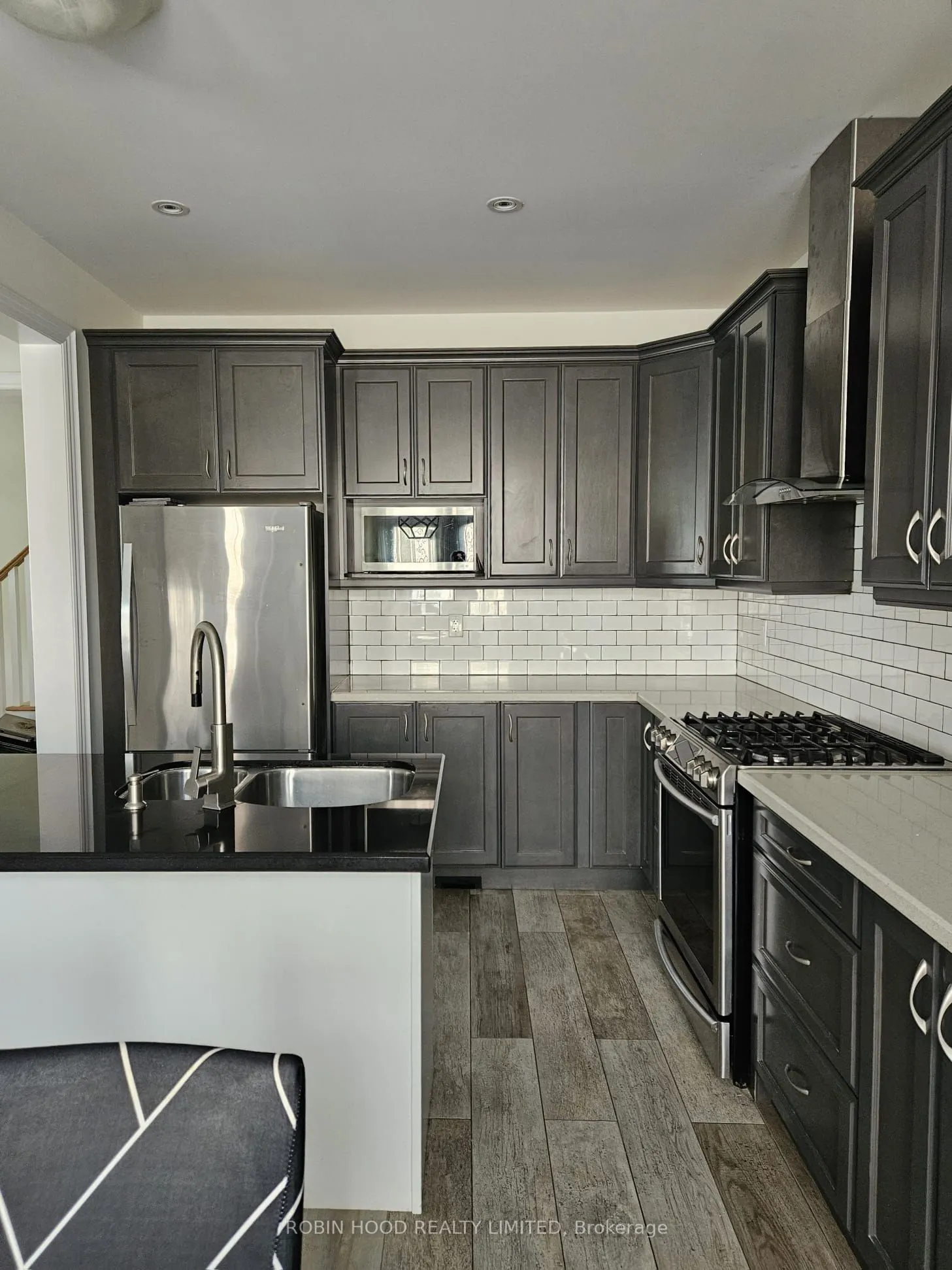 2 Leaden Hall Drive