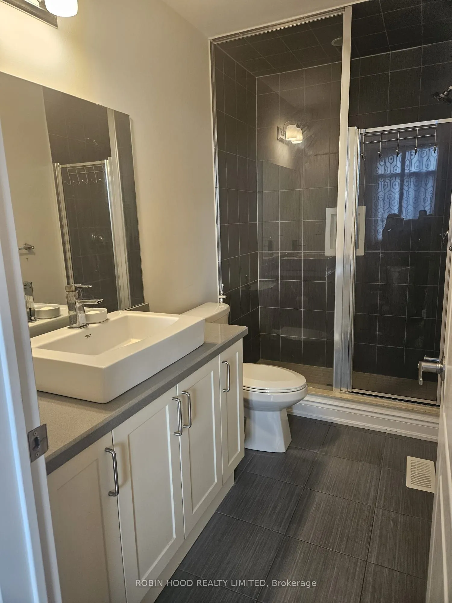 2 Leaden Hall Drive