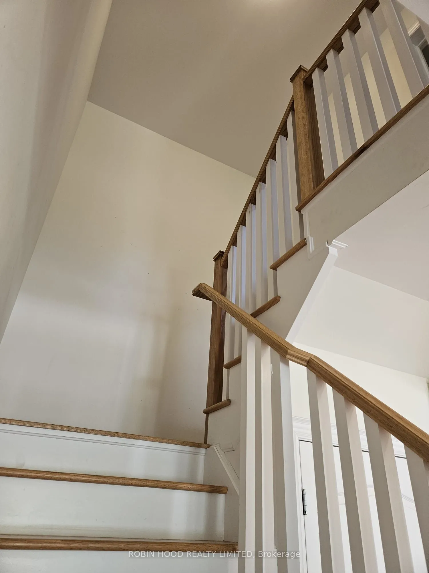 2 Leaden Hall Drive