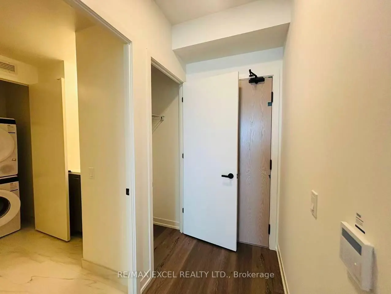 28 Interchange Way, #3906