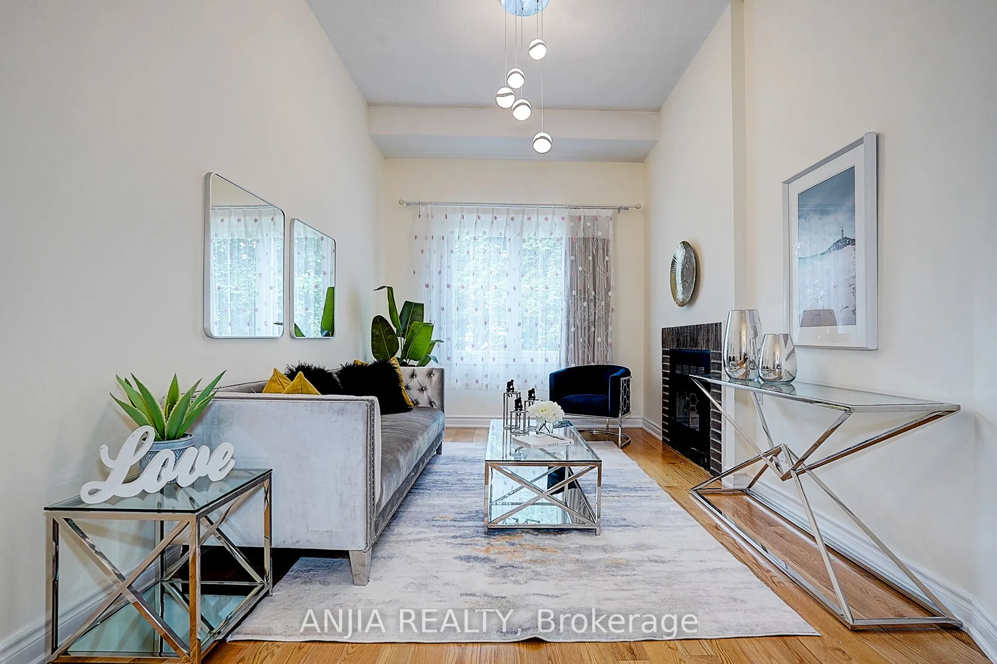 40 Foxglove Court