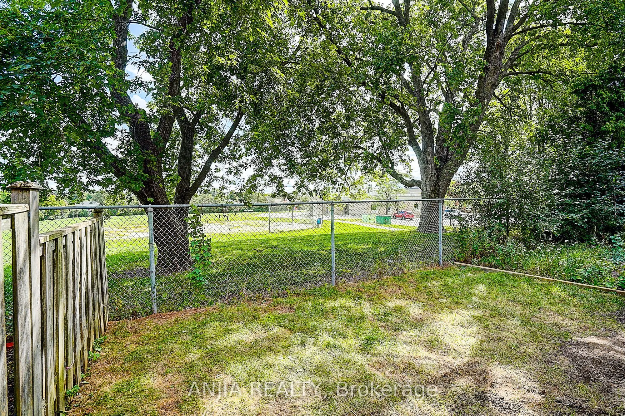 40 Foxglove Court