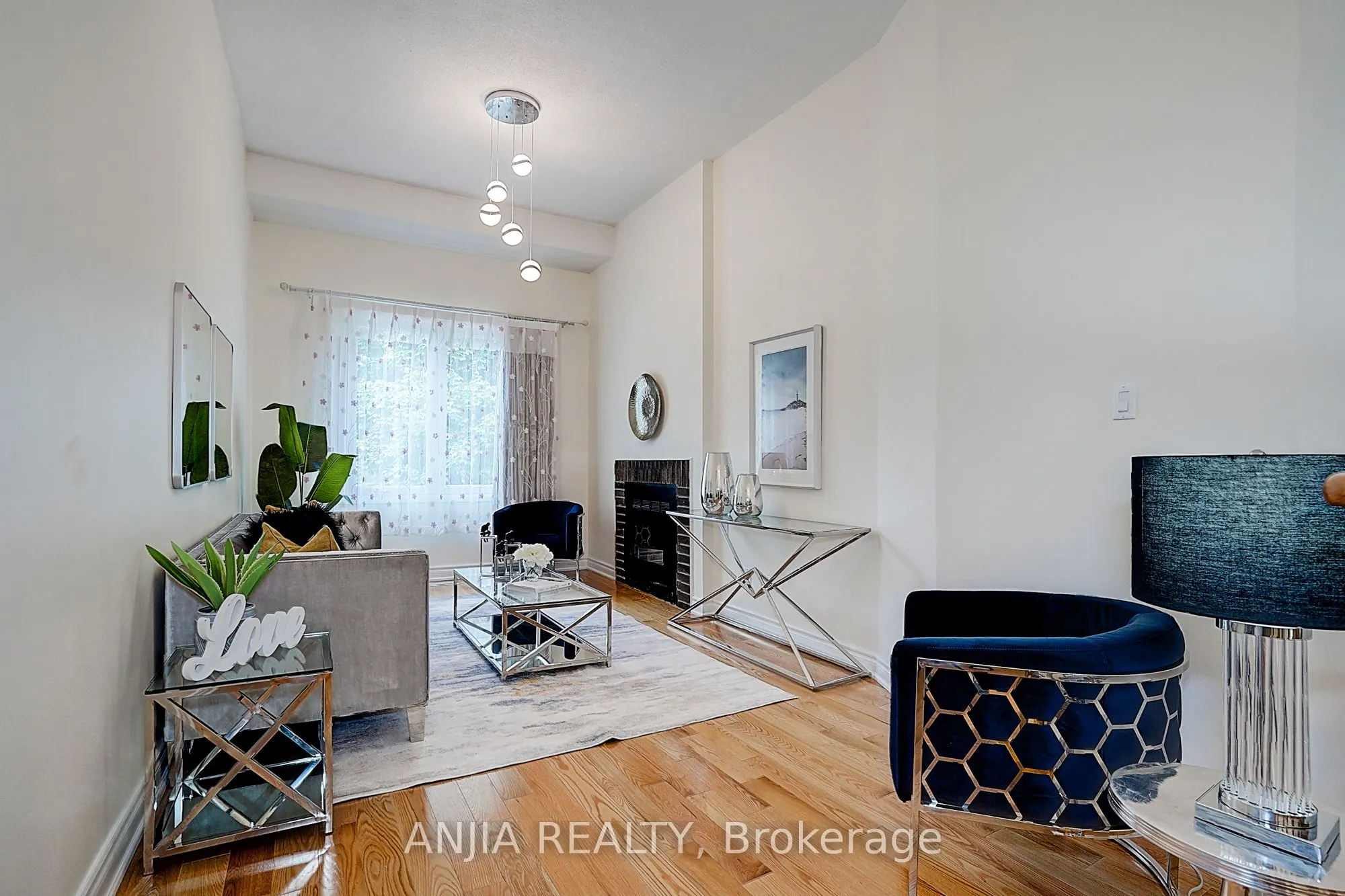 40 Foxglove Court