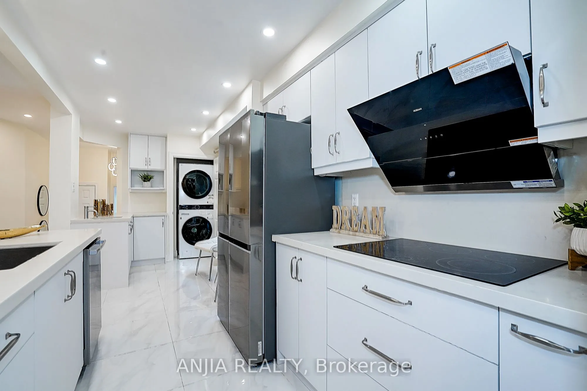 40 Foxglove Court