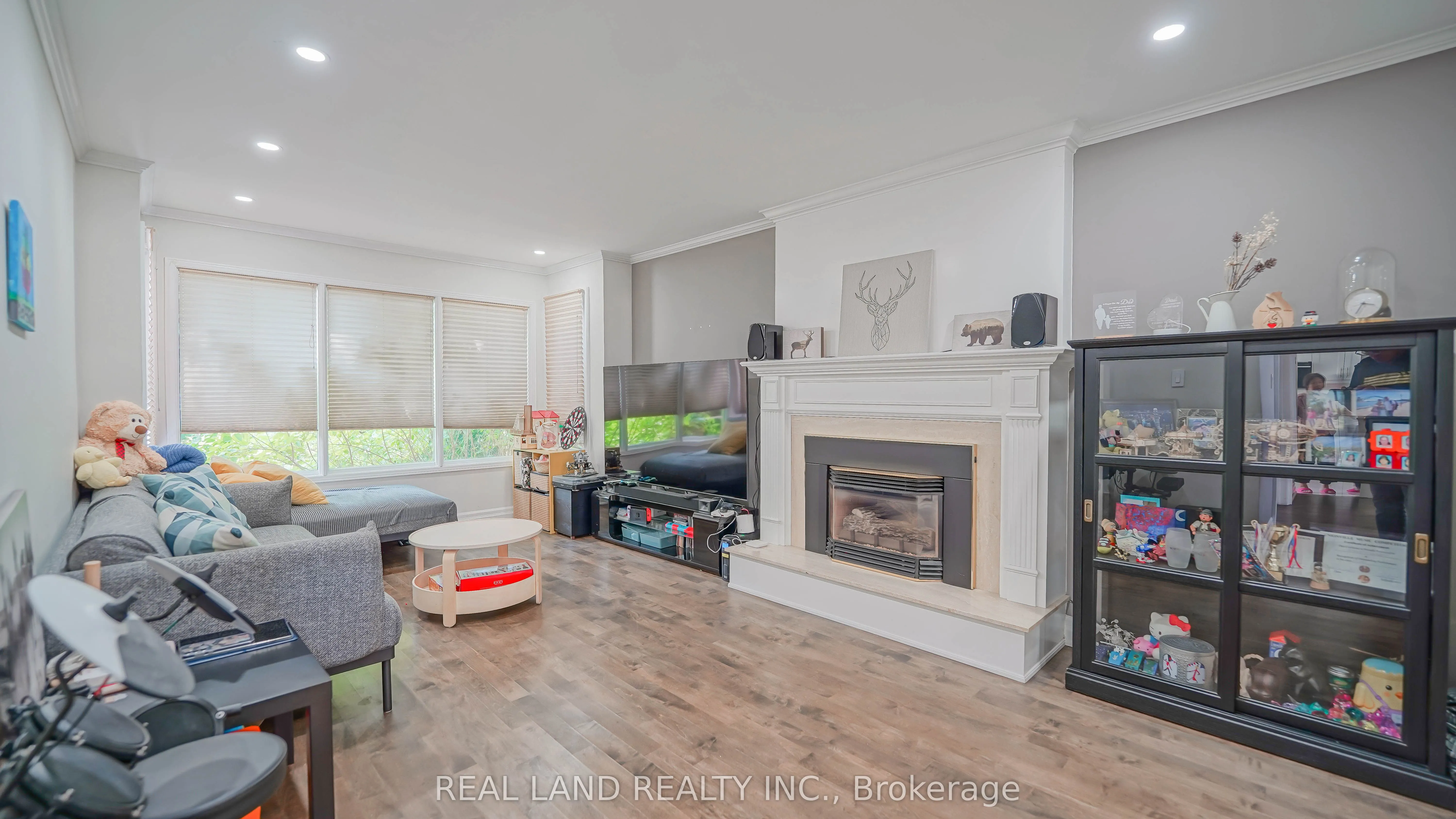 10 Timpson Drive