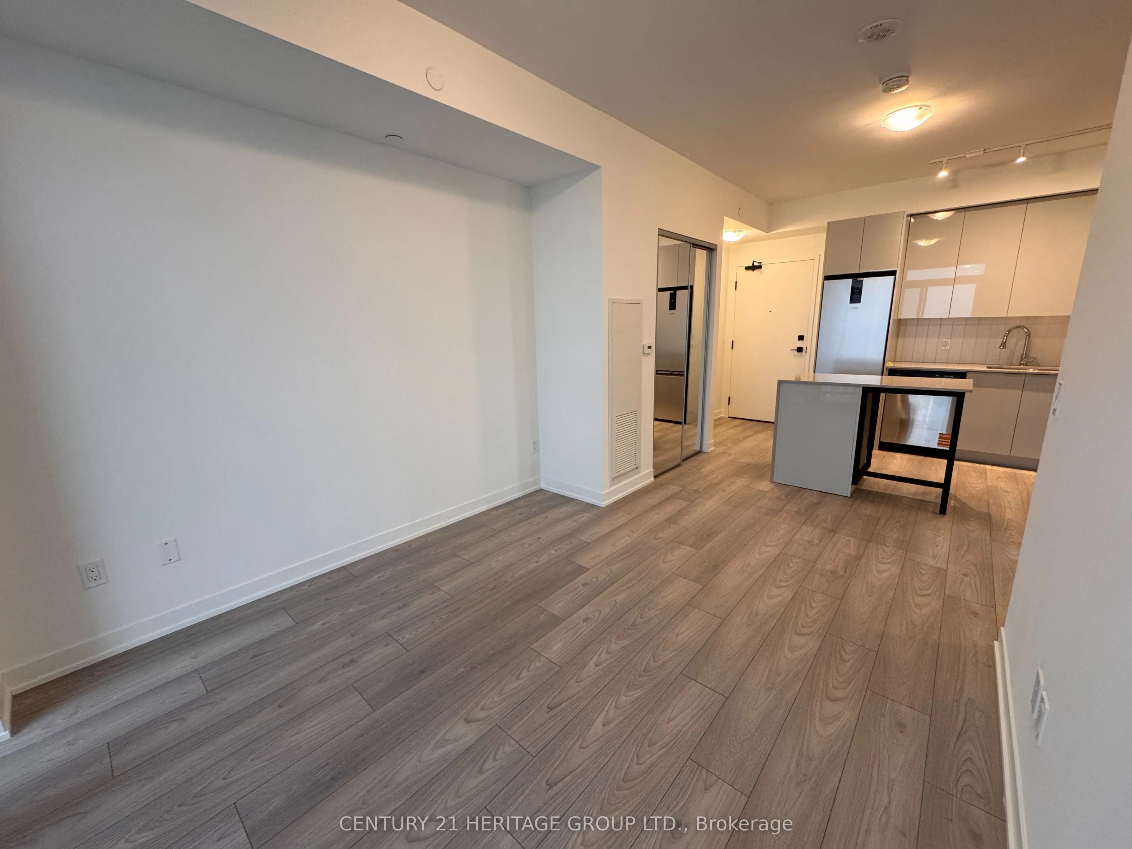 498 Caldari Road, #1924