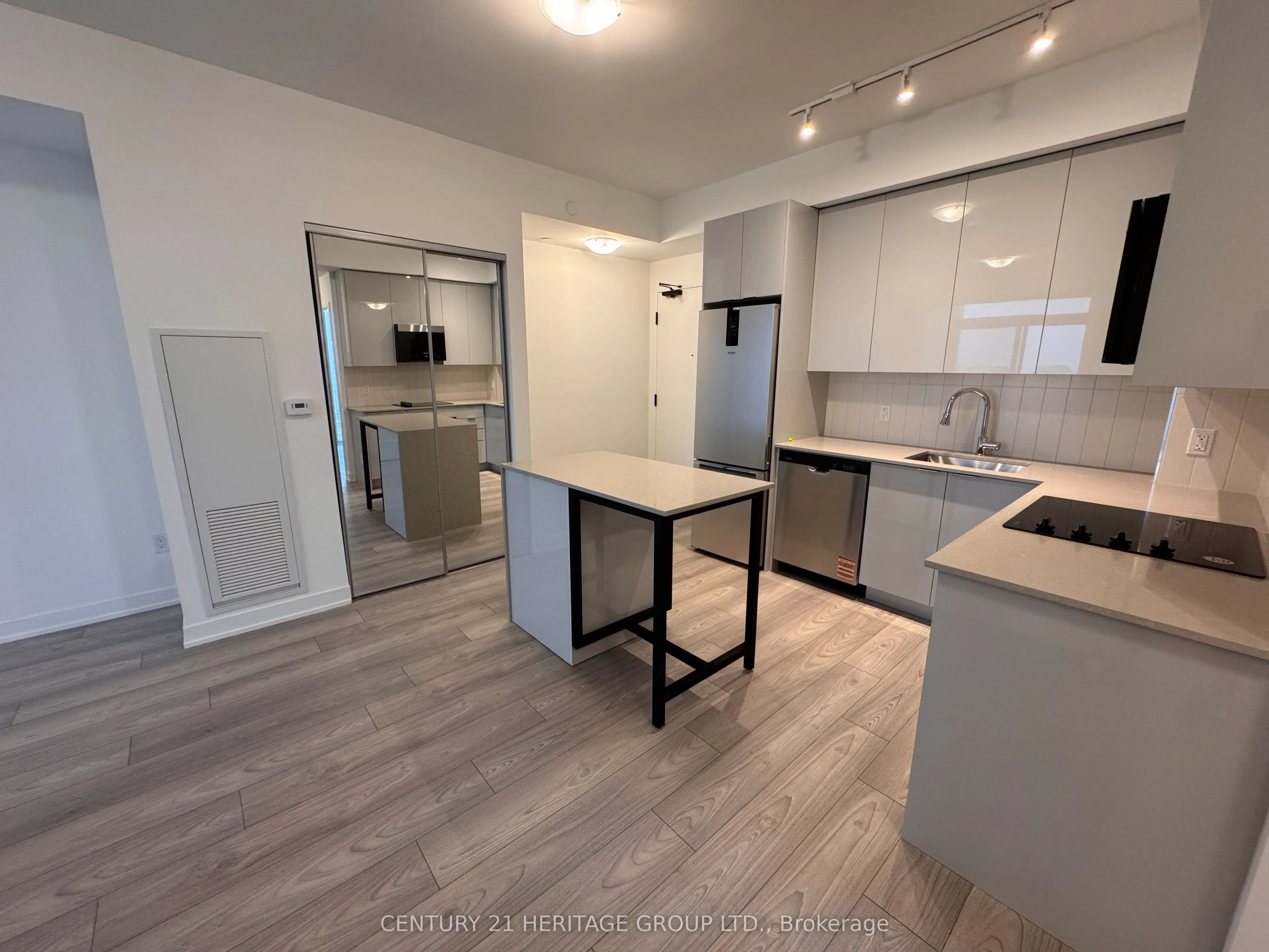 498 Caldari Road, #1924