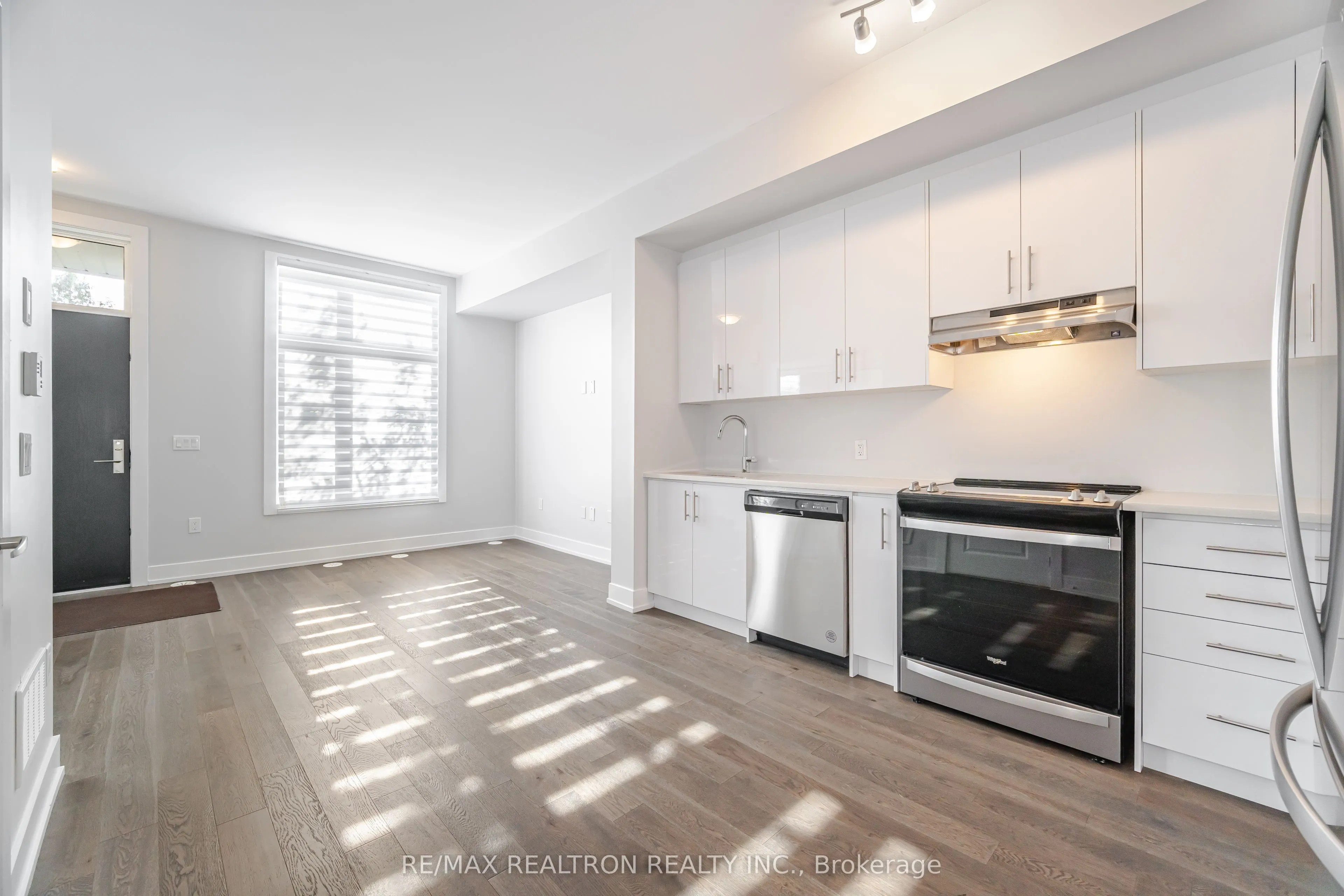9580 Islington Avenue, #L142
