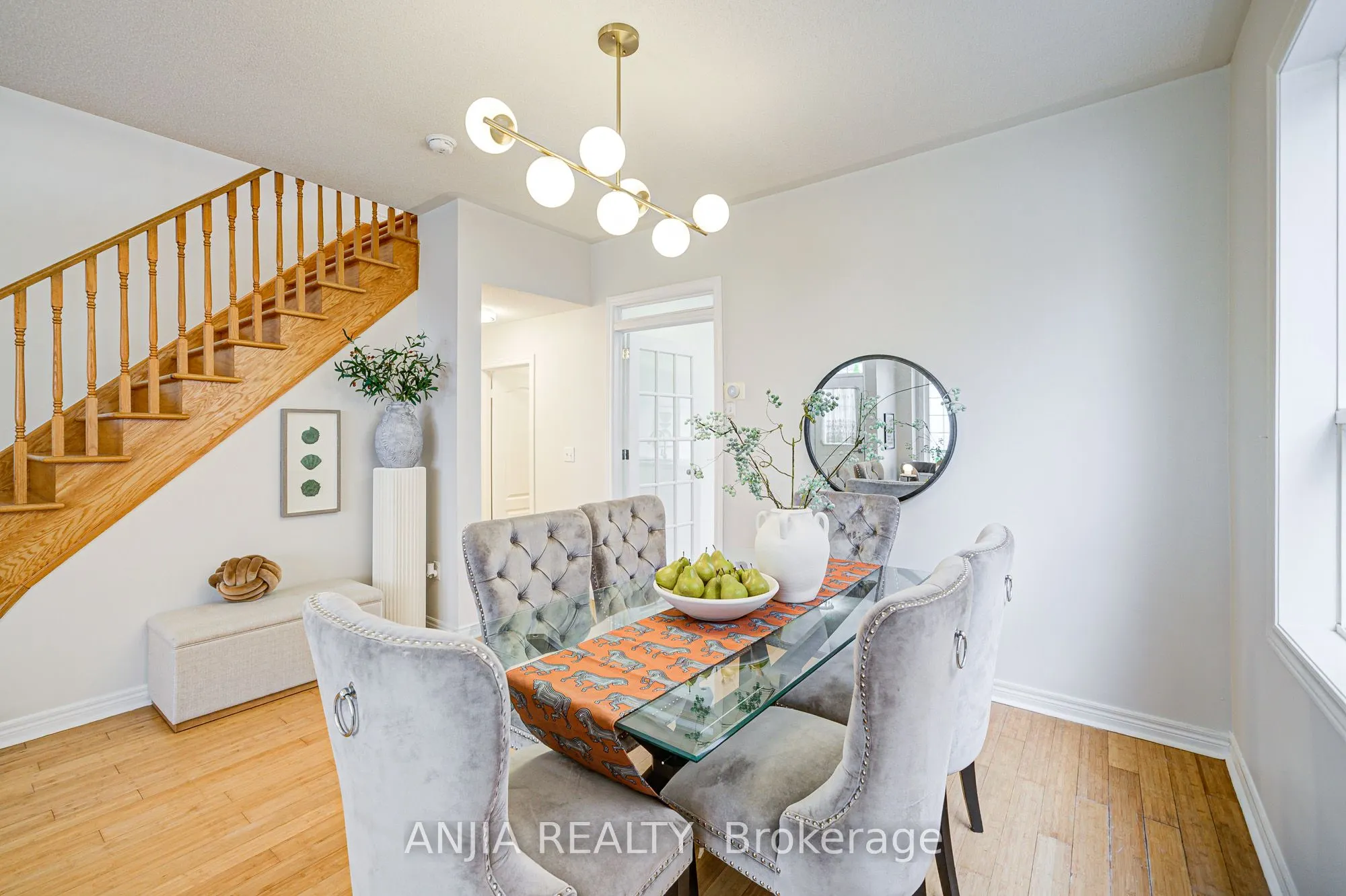 140 Edward Jefferys Avenue