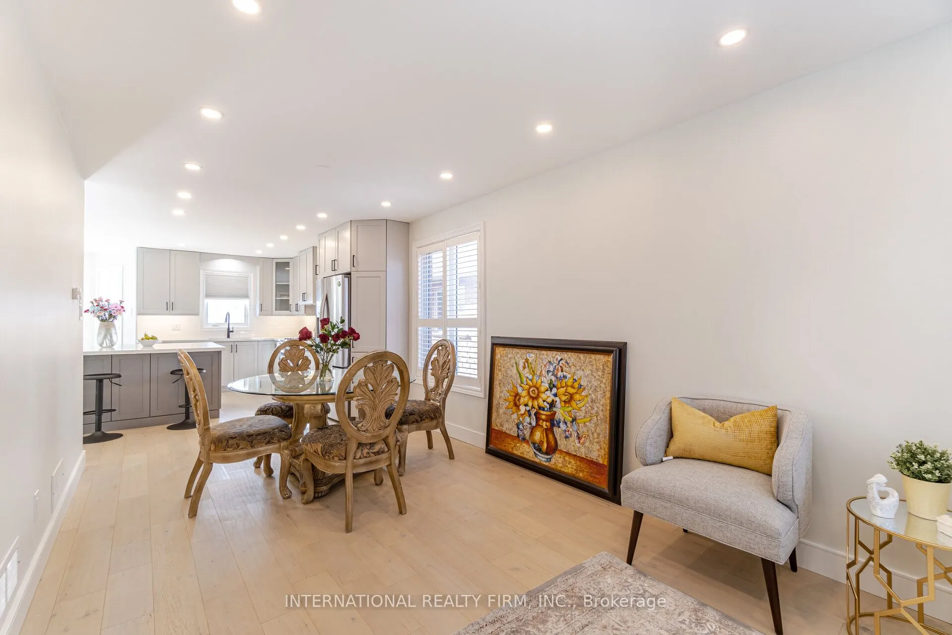 67 Rosanna Crescent